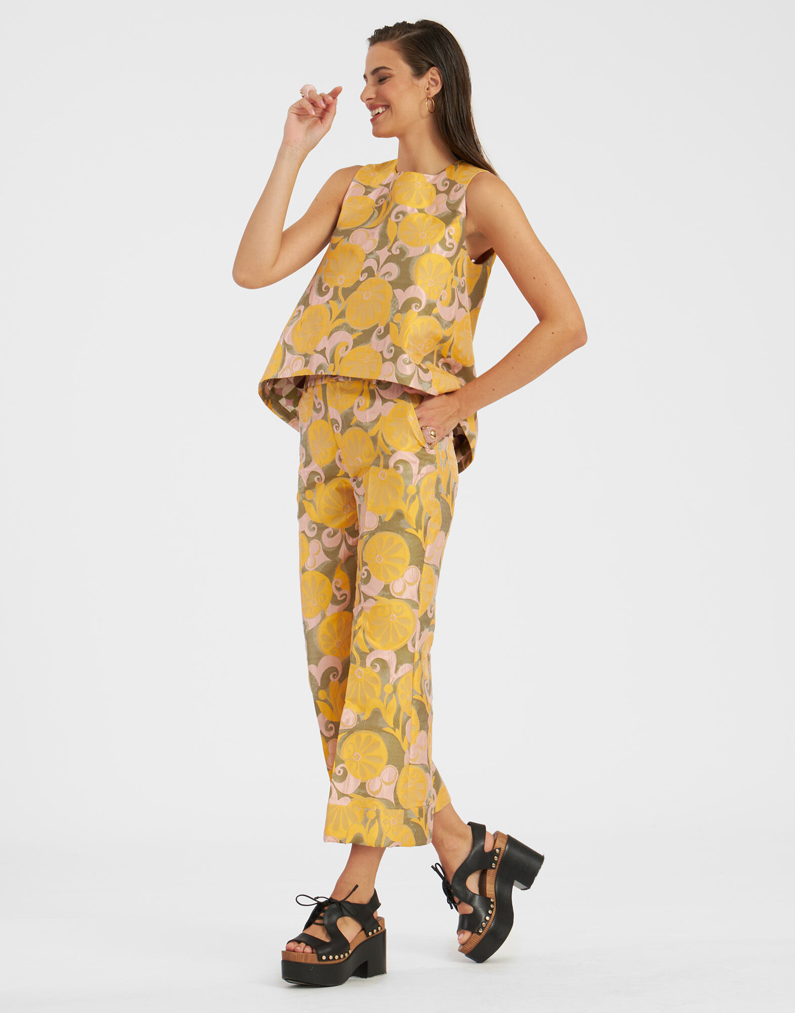 La DoubleJ Hendrix Pants Moonflower Yellow TRO0014JCQ047MOO02YE02