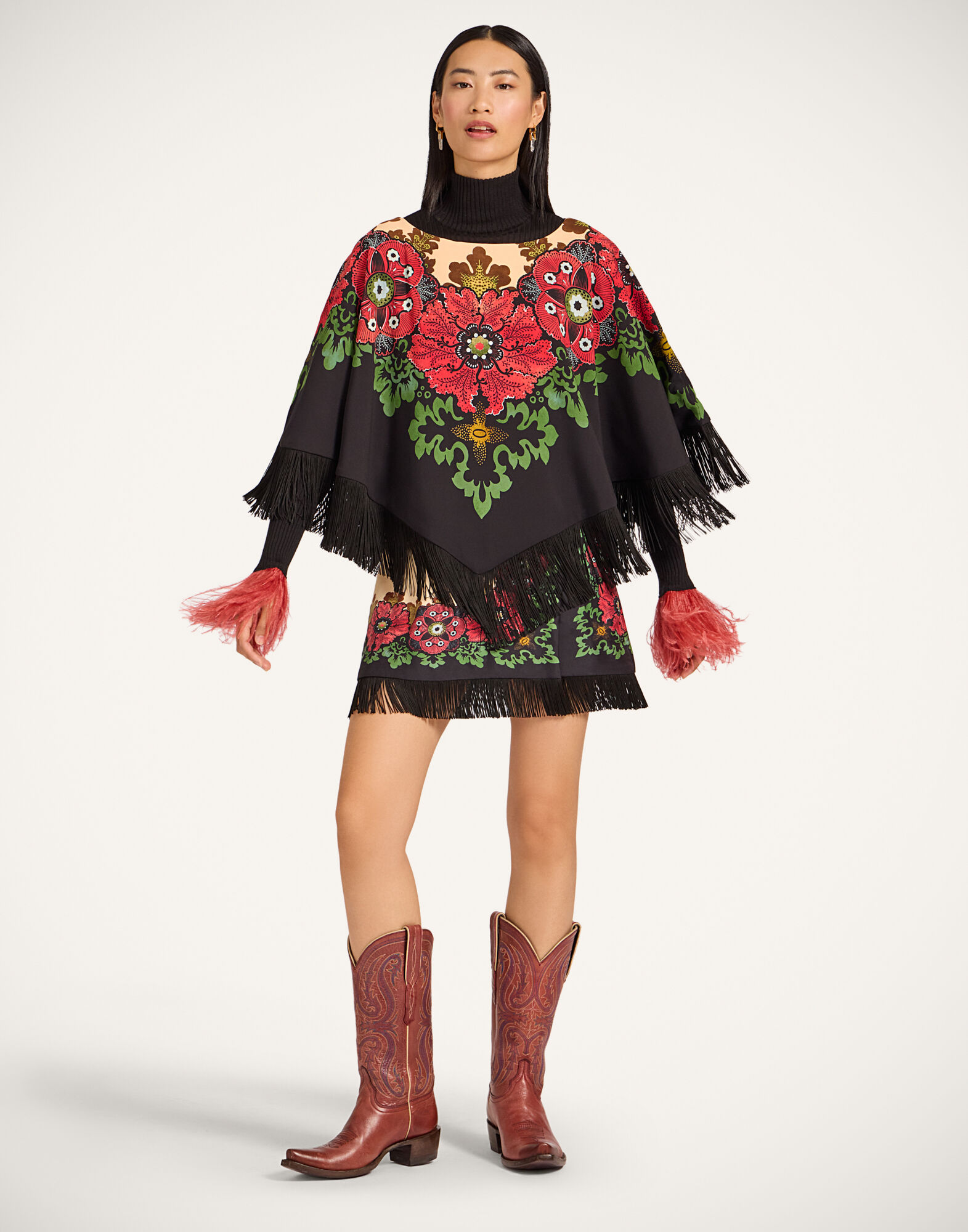La DoubleJ Reversible Mini Poncho Bounty Plac&eacute;e Red SCA0077VIS011BOU01RE01