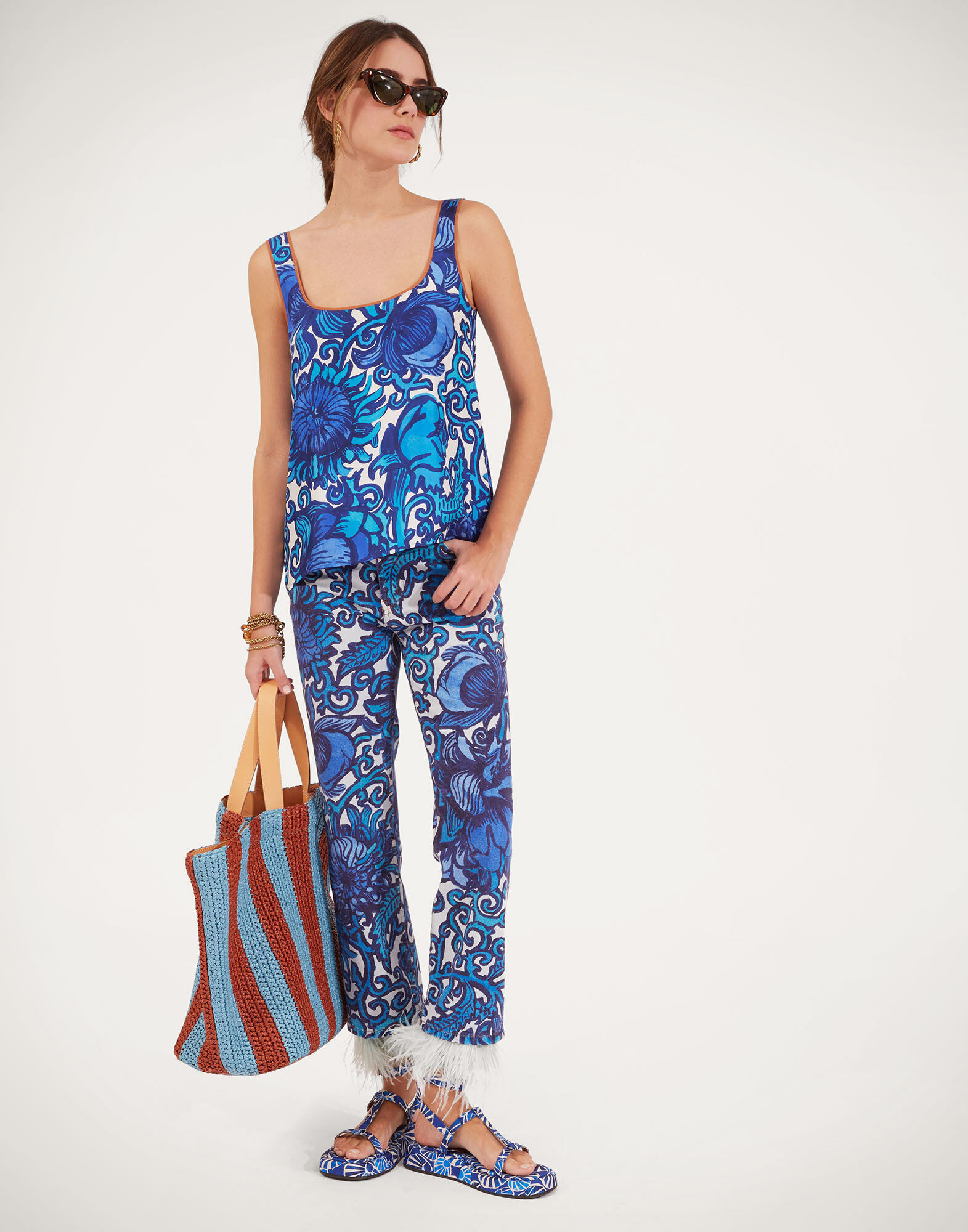 La DoubleJ Fancy Crop Jeans (With Feathers) Anemone TRO0097DEN001ANE01BU03