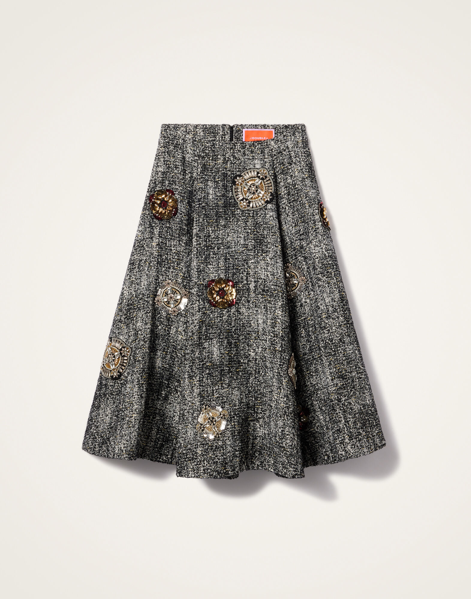 La DoubleJ Dolce Vita Skirt Solid Black & White SKI0175EMB116NUC05BL03