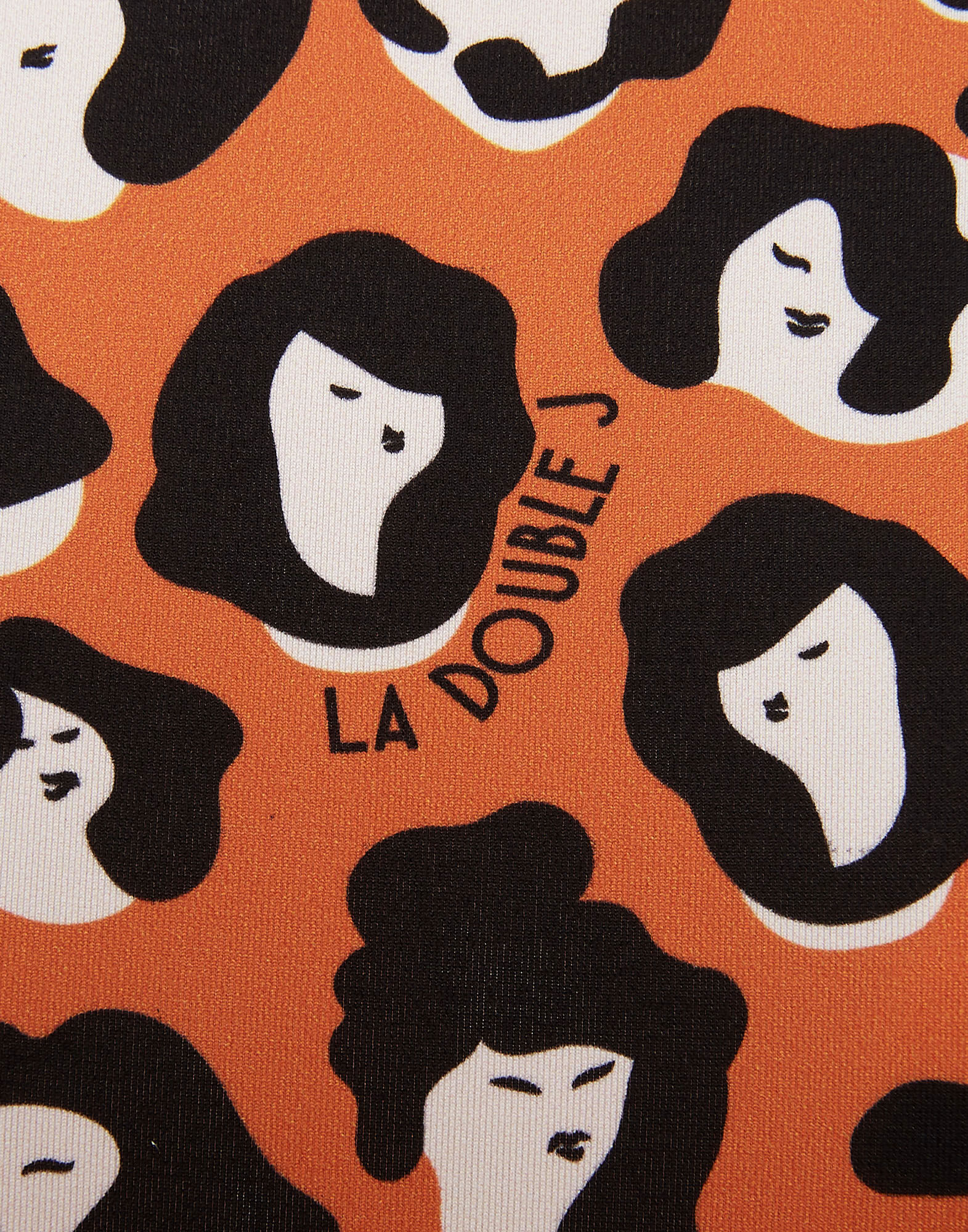 La DoubleJ Turtleneck Lady Leopard SHI0030JER005LLE0001