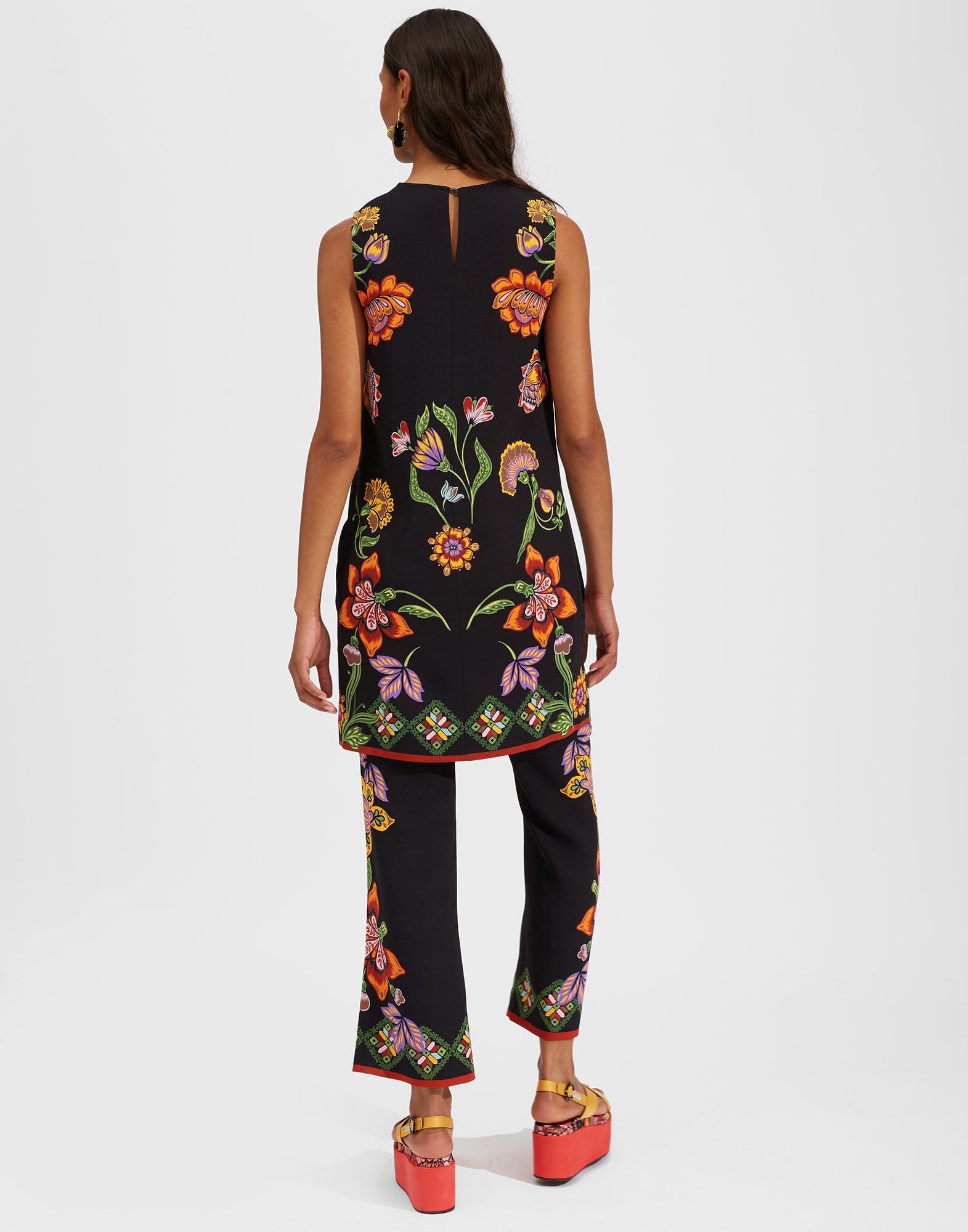 La DoubleJ Stretch Tunic Folk Flowers Nero Plac&eacute;e TOP0053JER023FFL0004