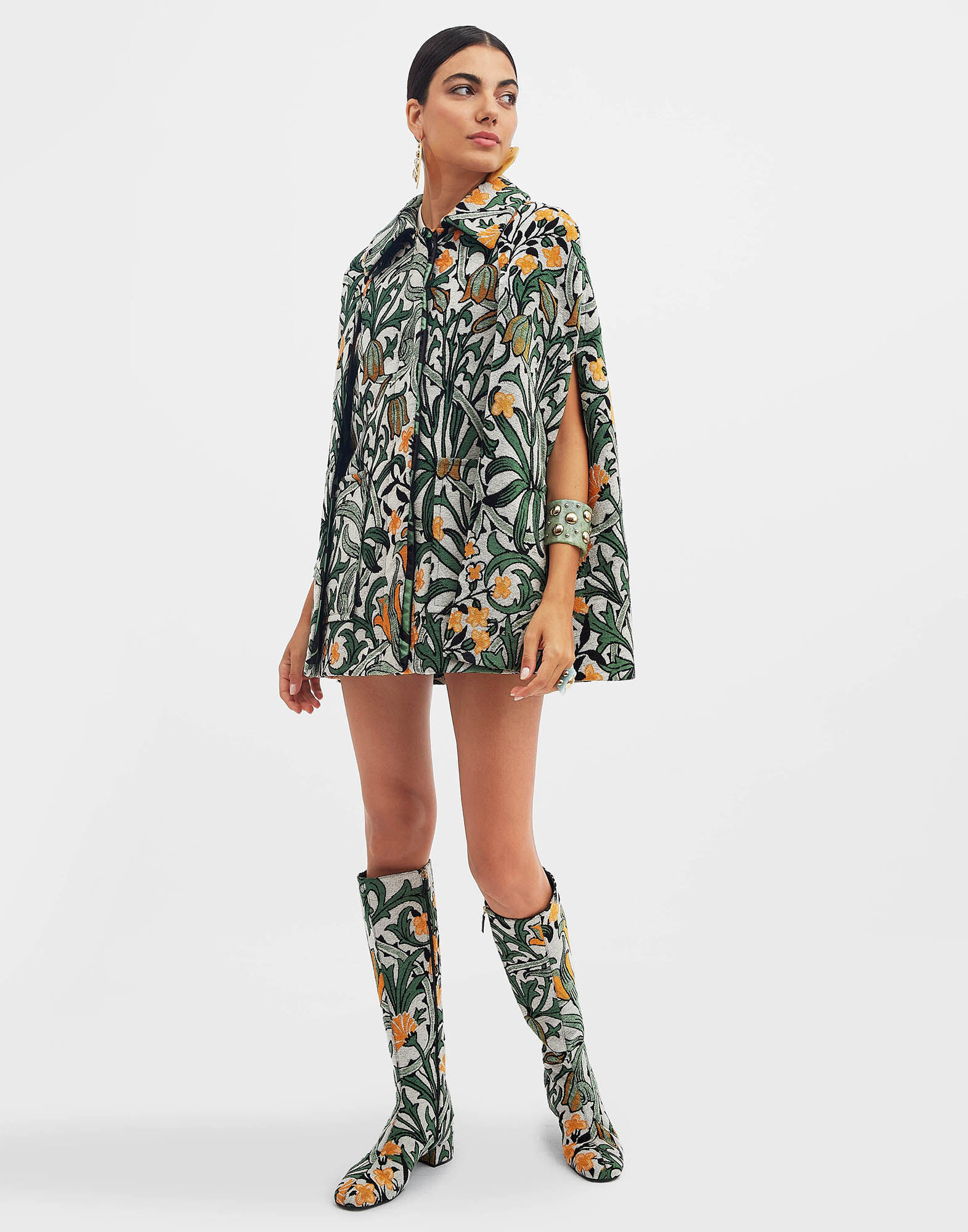 La DoubleJ Milano Mini Cape Delta Ivory JAC0072JCQ057DEL01WH04