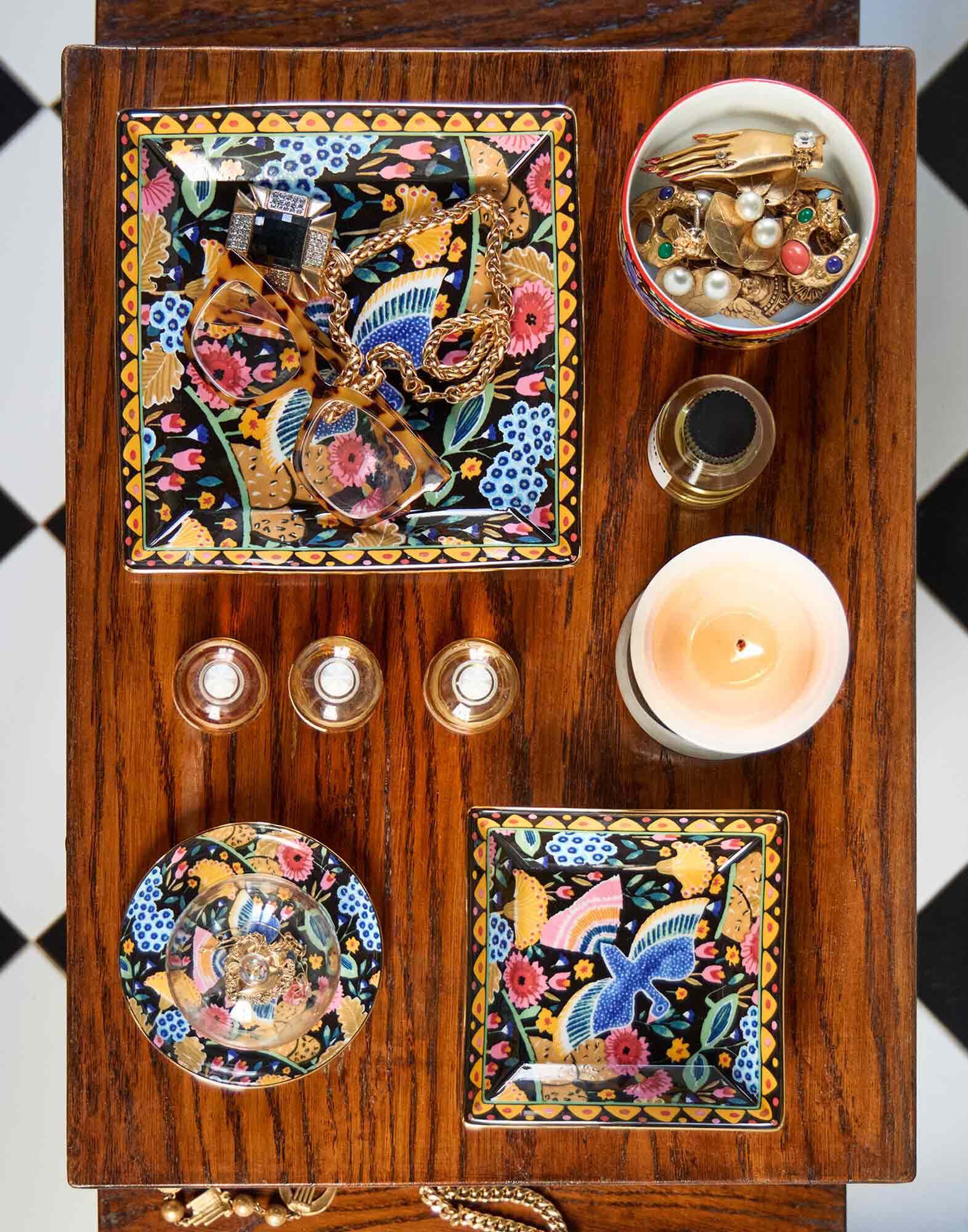 La DoubleJ Trinket Tray Colombo Black TRI0002CER001COL06BL01