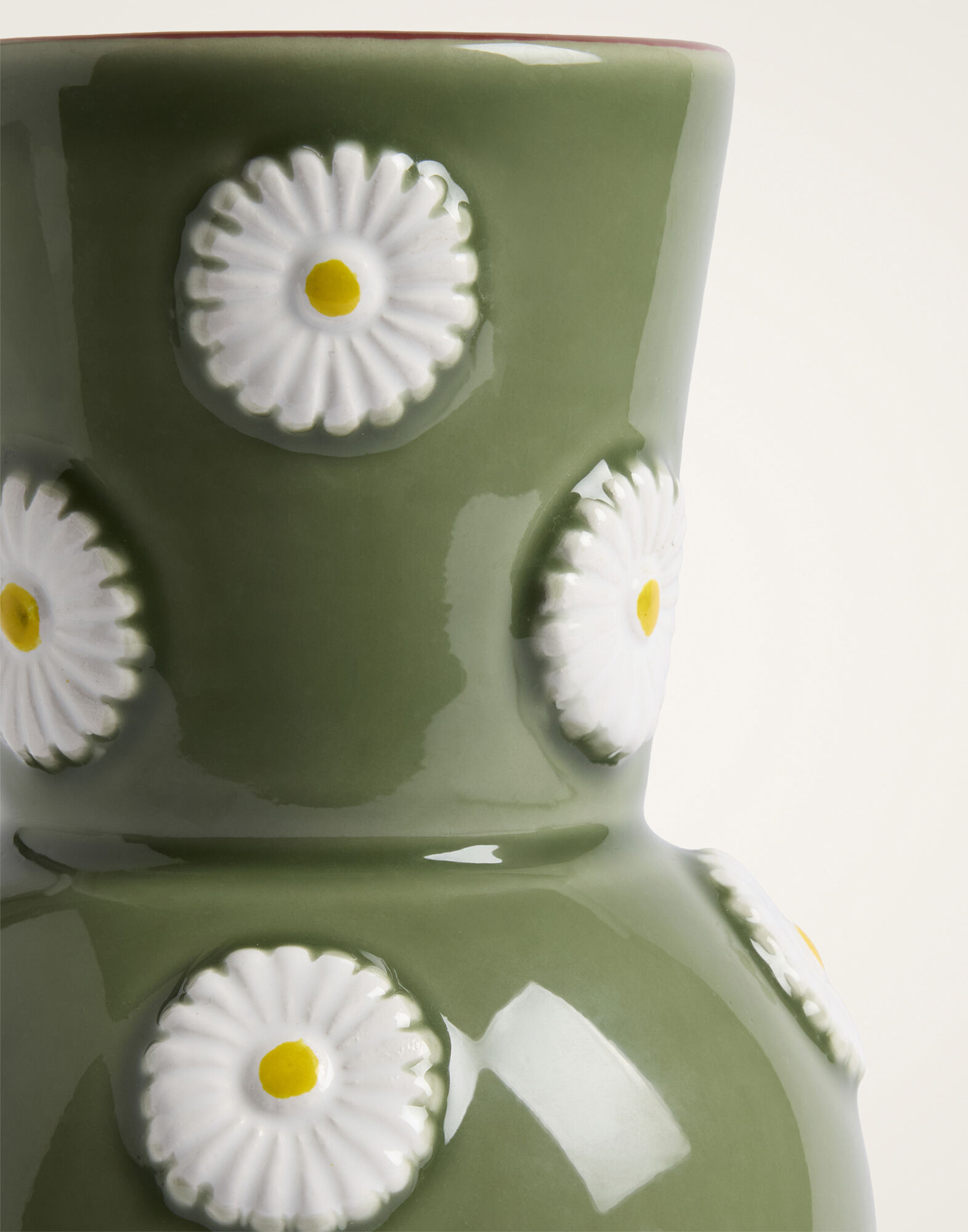 La DoubleJ Small Daisy Vase Margherita Pistachio VAS0031CER004MRG01GR10