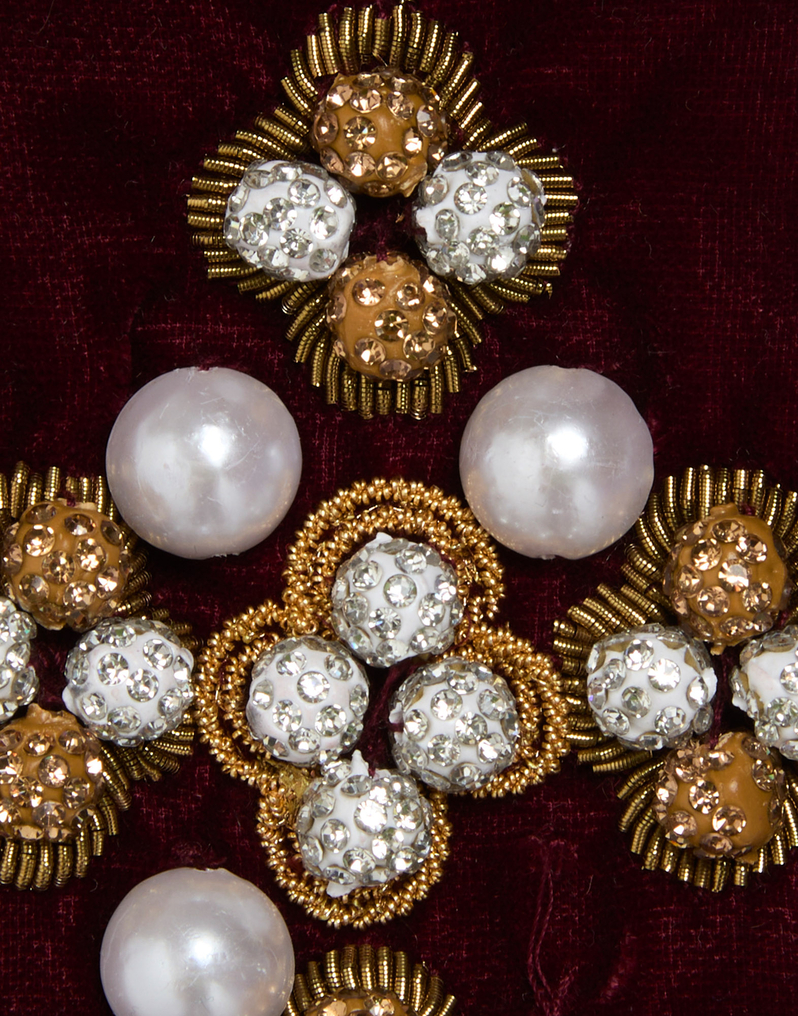 La DoubleJ Ella 2-Ways Stole La DoubleJ Ella 2-Ways Stole Solid Red HEB0021VEL015SOLIDRE01