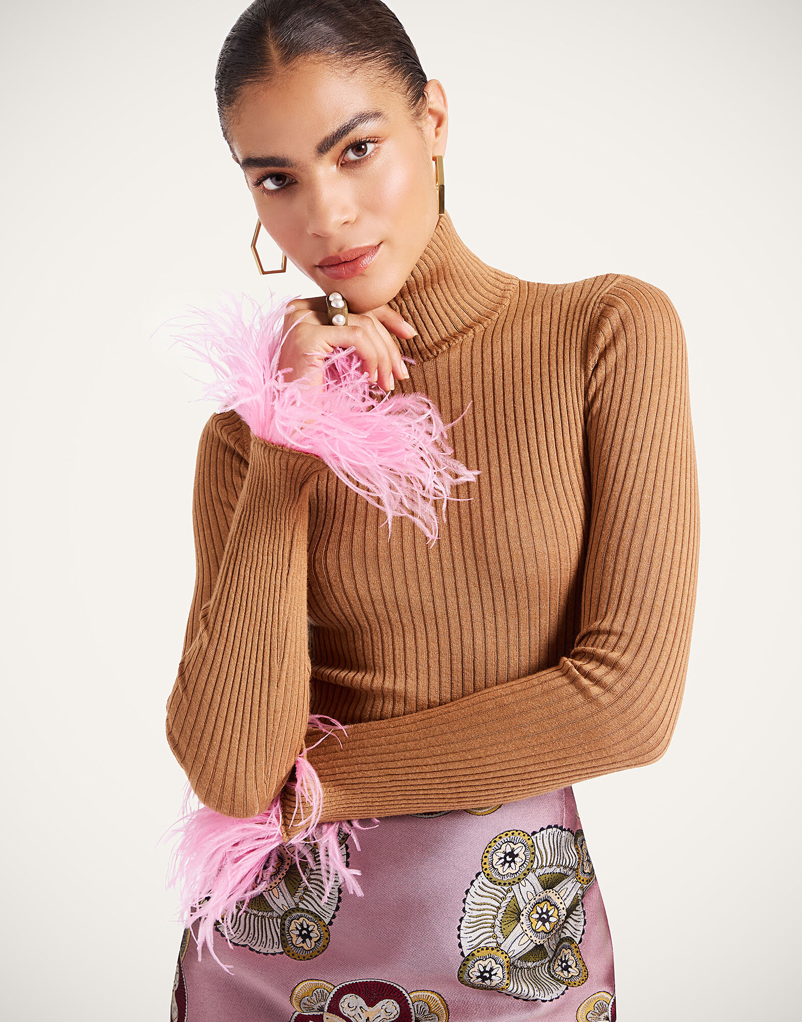 La DoubleJ High Kick Top Camel PUL0167KNI091VA194BR04