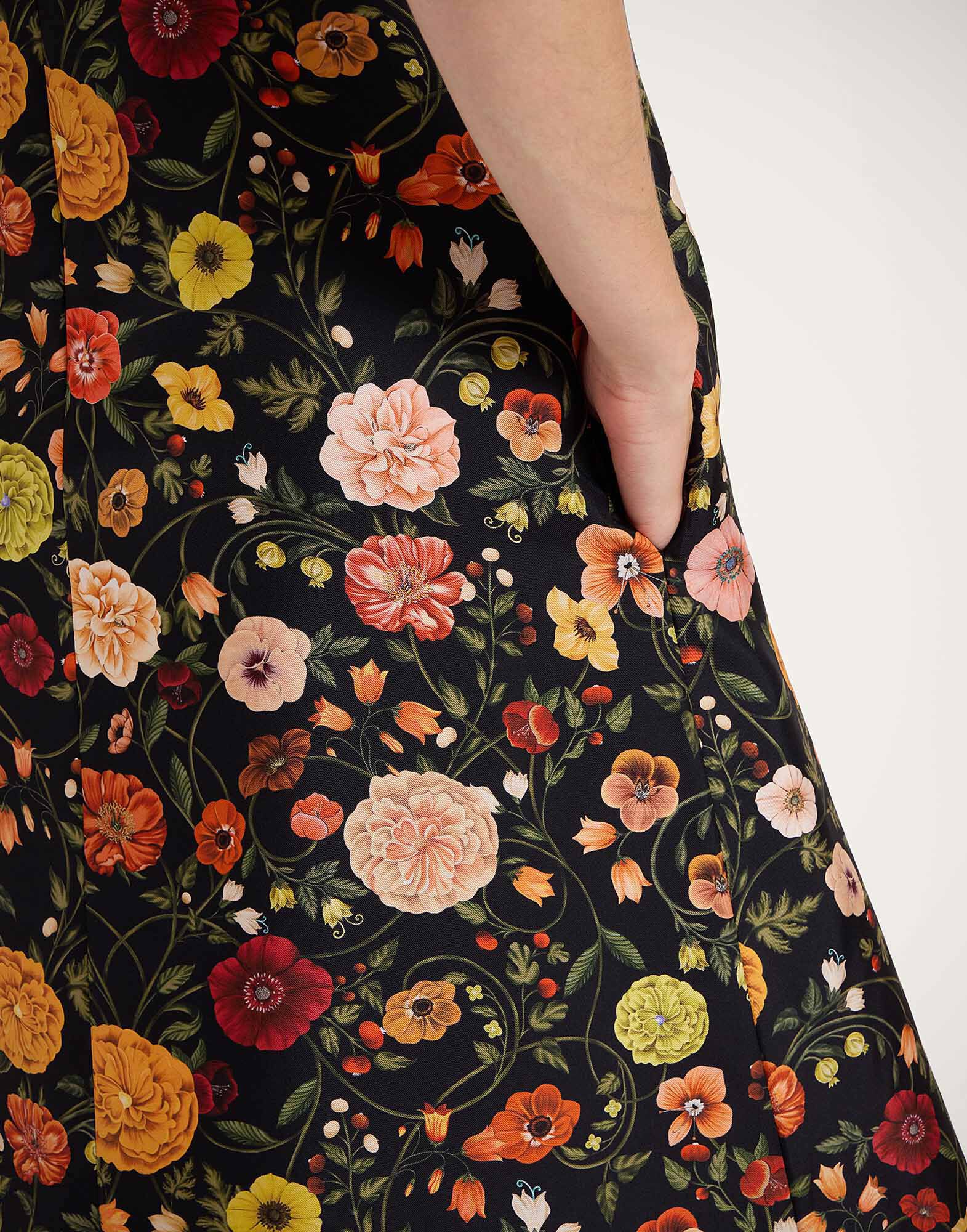 La DoubleJ Swing Dress Botticelli Black DRE0001SIL001CEL01BL01