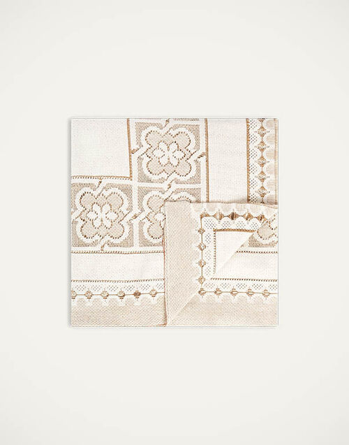 La DoubleJ Lacey Medium Tablecloth Solid White Smoke TBC0014EMB065SOLIDWH02