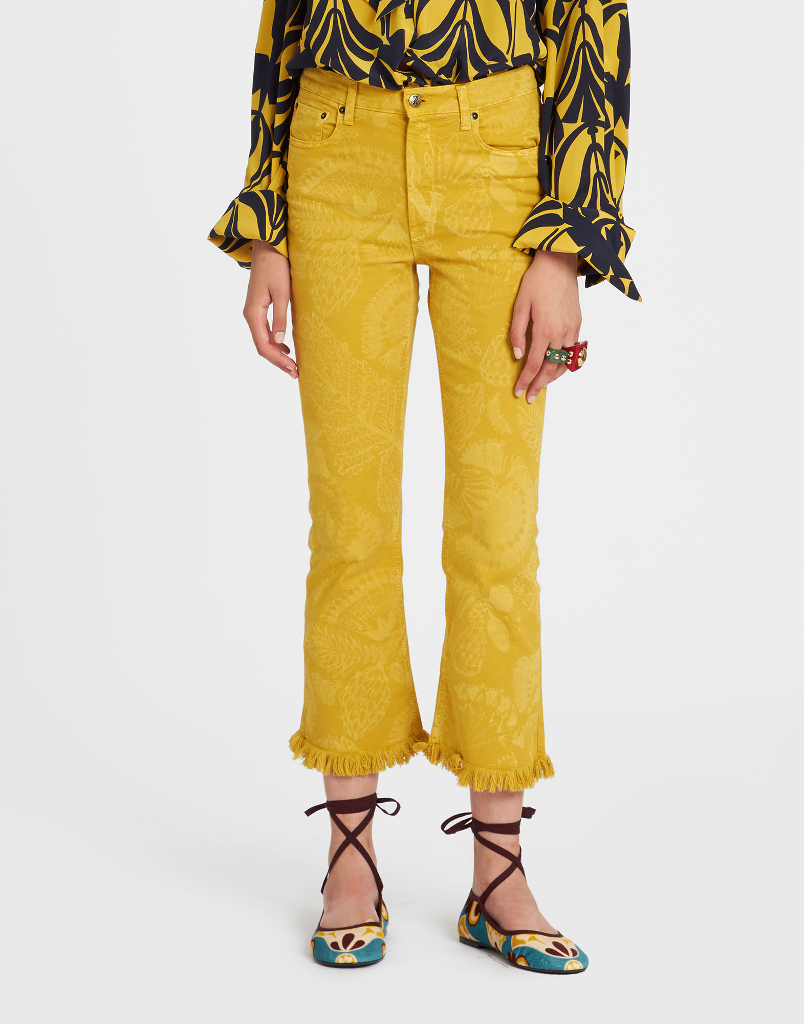 Yellow cropped jeans discount