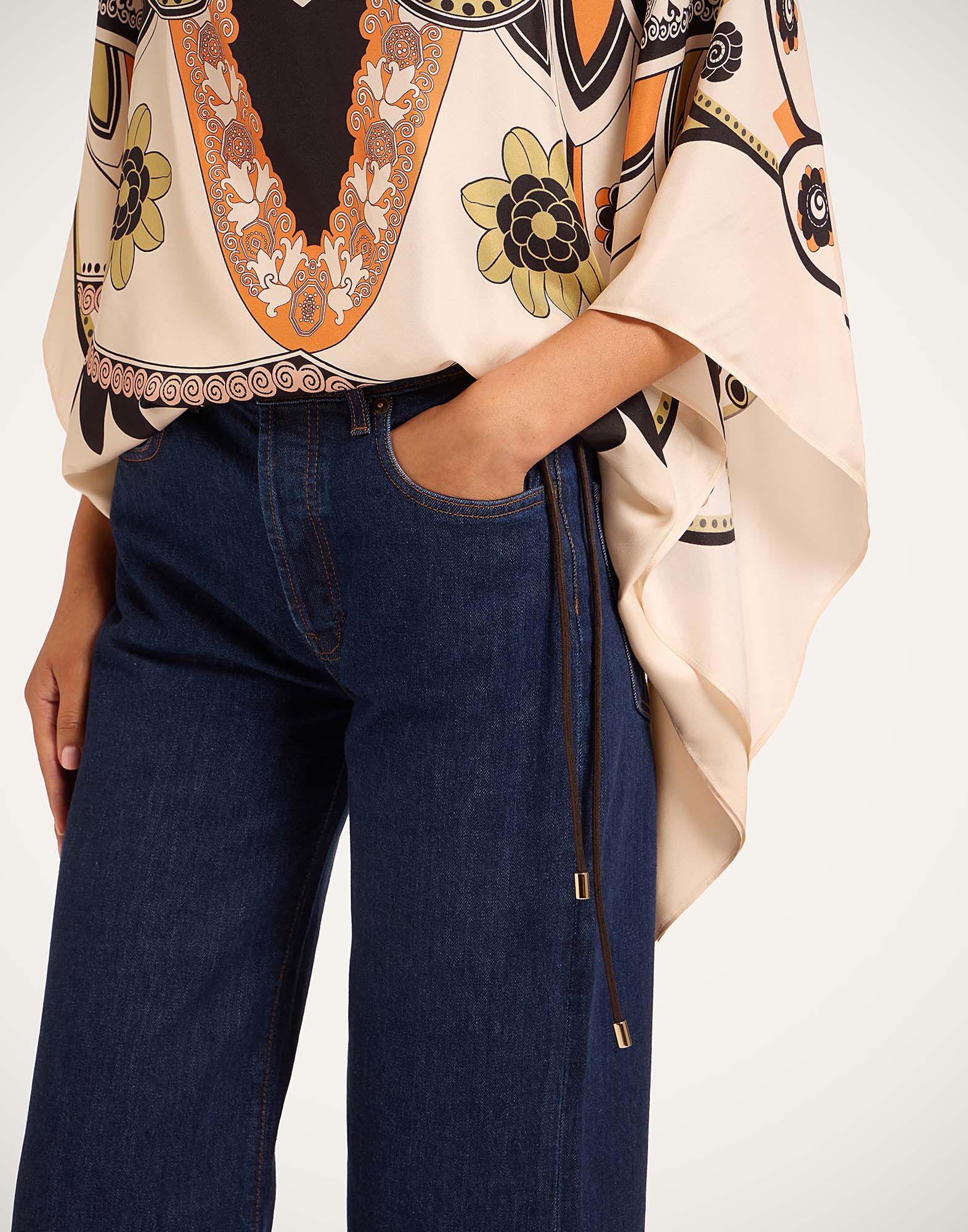 La DoubleJ The Cropped Flare Jean Cocoon Plac&eacute;e Indigo TRO0202DEN015COC02BU15