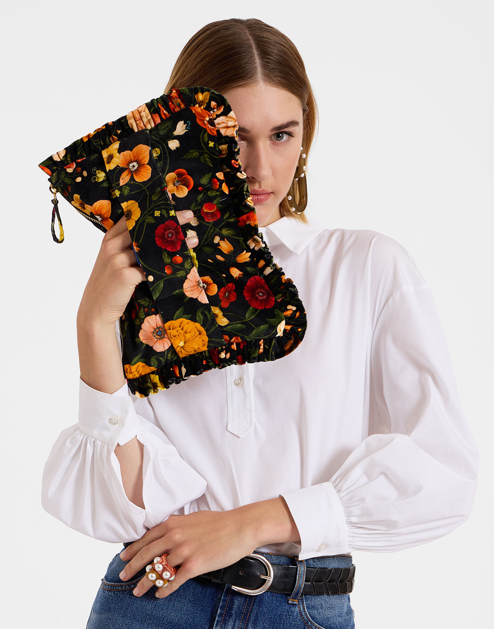 La DoubleJ Hand Pochette Botticelli Black BAG0059VEL001CEL01BL01