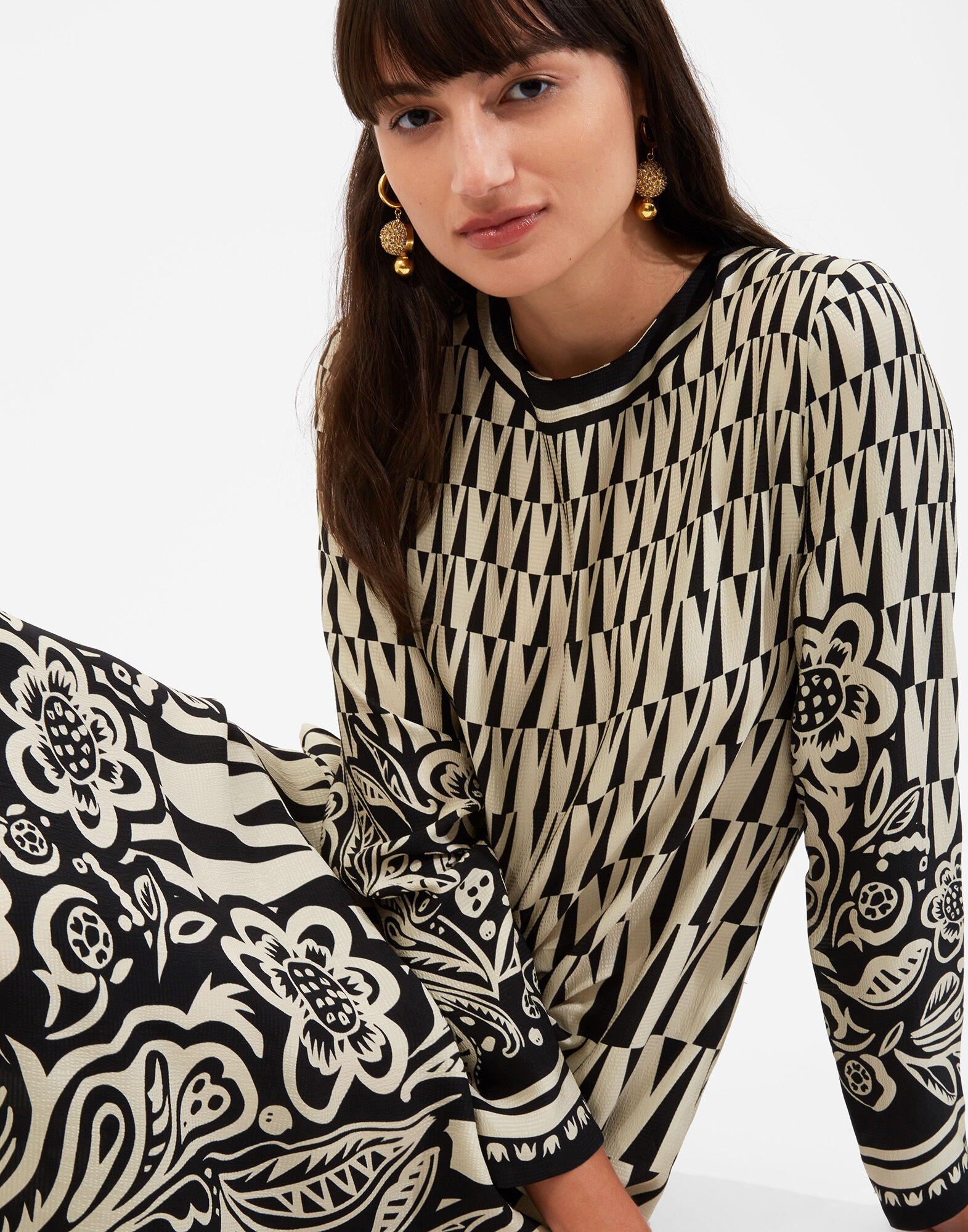 La DoubleJ Long Sleeve Swing Dress Fauve Plac&eacute;e DRE0231VIS004FAU0003