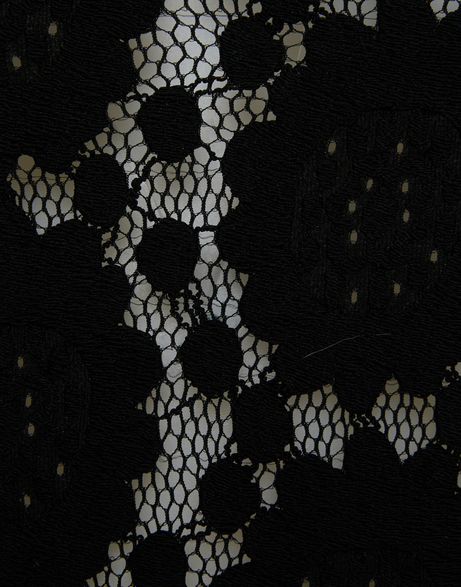 La DoubleJ Clingy Top Solid Black TOP0138EMB037SOLIDBL01