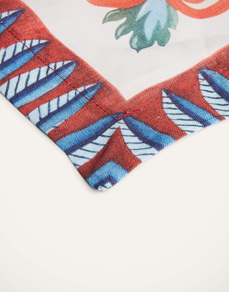 La DoubleJ Medium Tablecloth La DoubleJ Medium Tablecloth White Turning Tulips TBC0002LIN001HLE0024