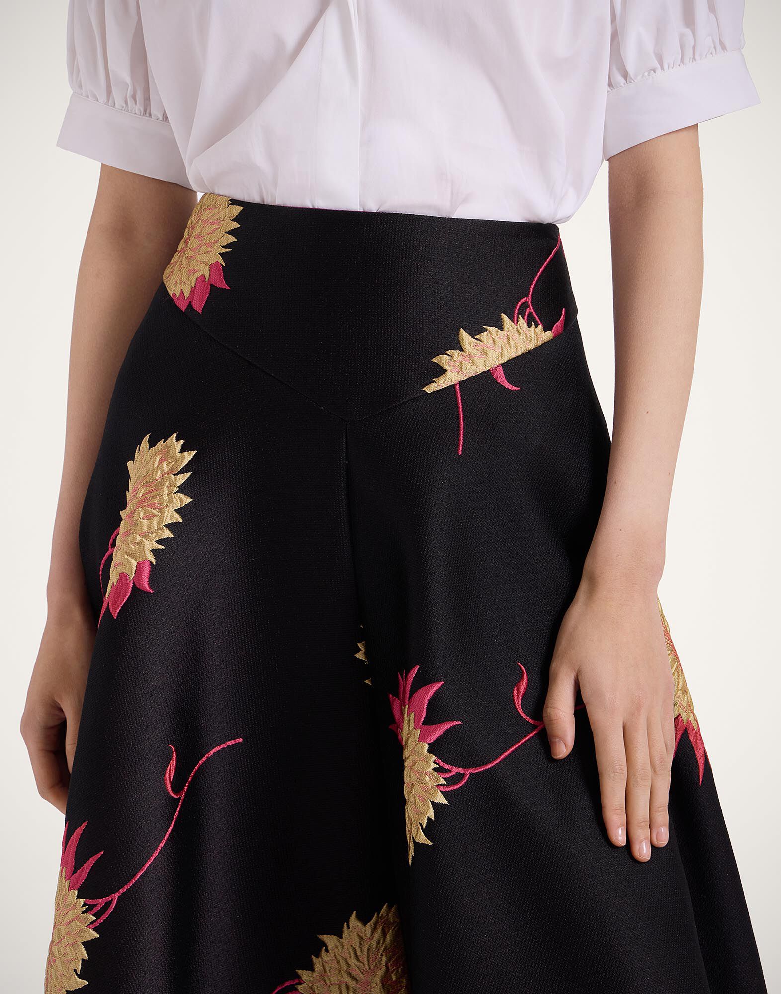 La DoubleJ Milano Skirt Derby Black SKI0072JCQ108DER02BL01