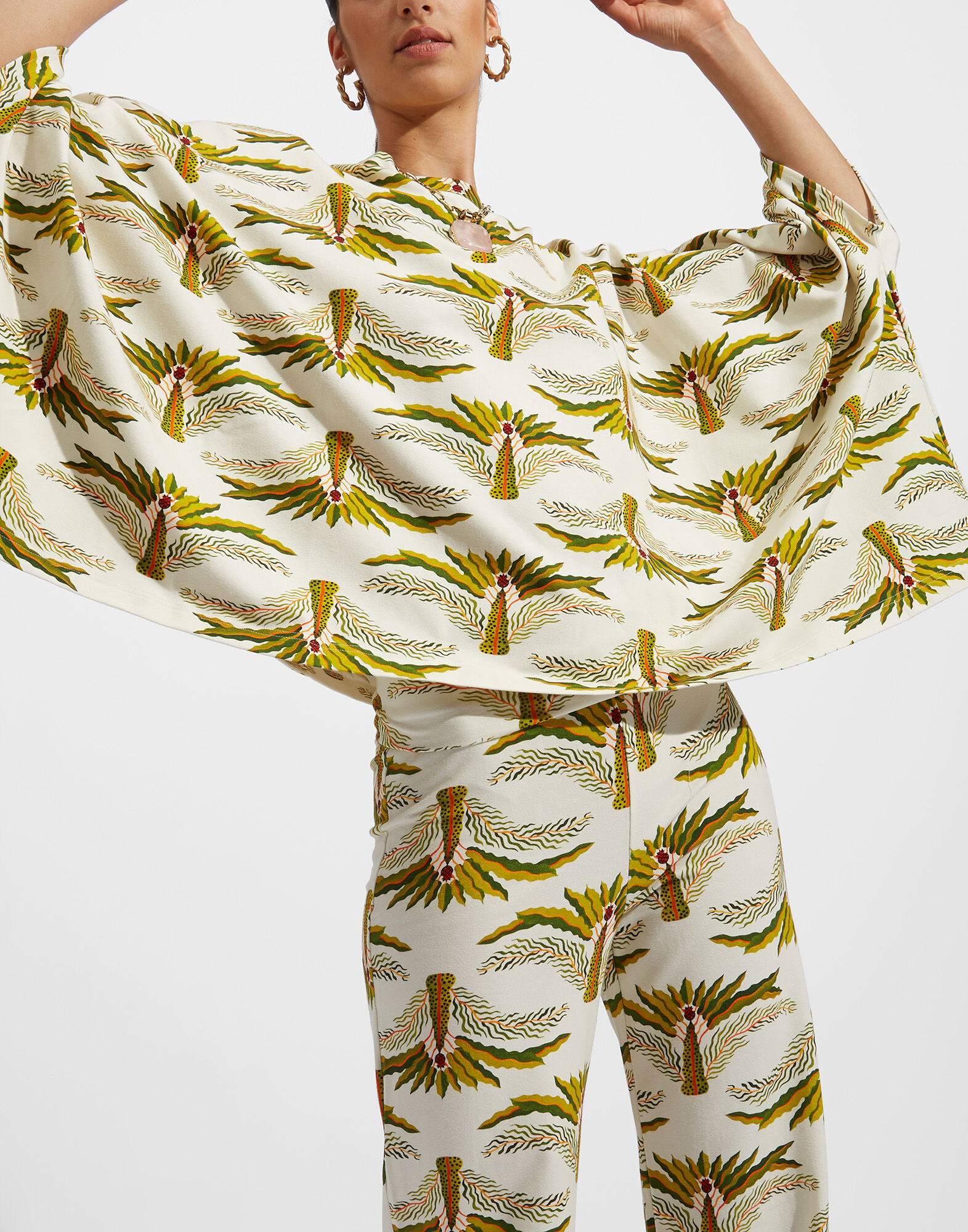 La DoubleJ Meditation Poncho Palme TOP0055JER020PLM0001