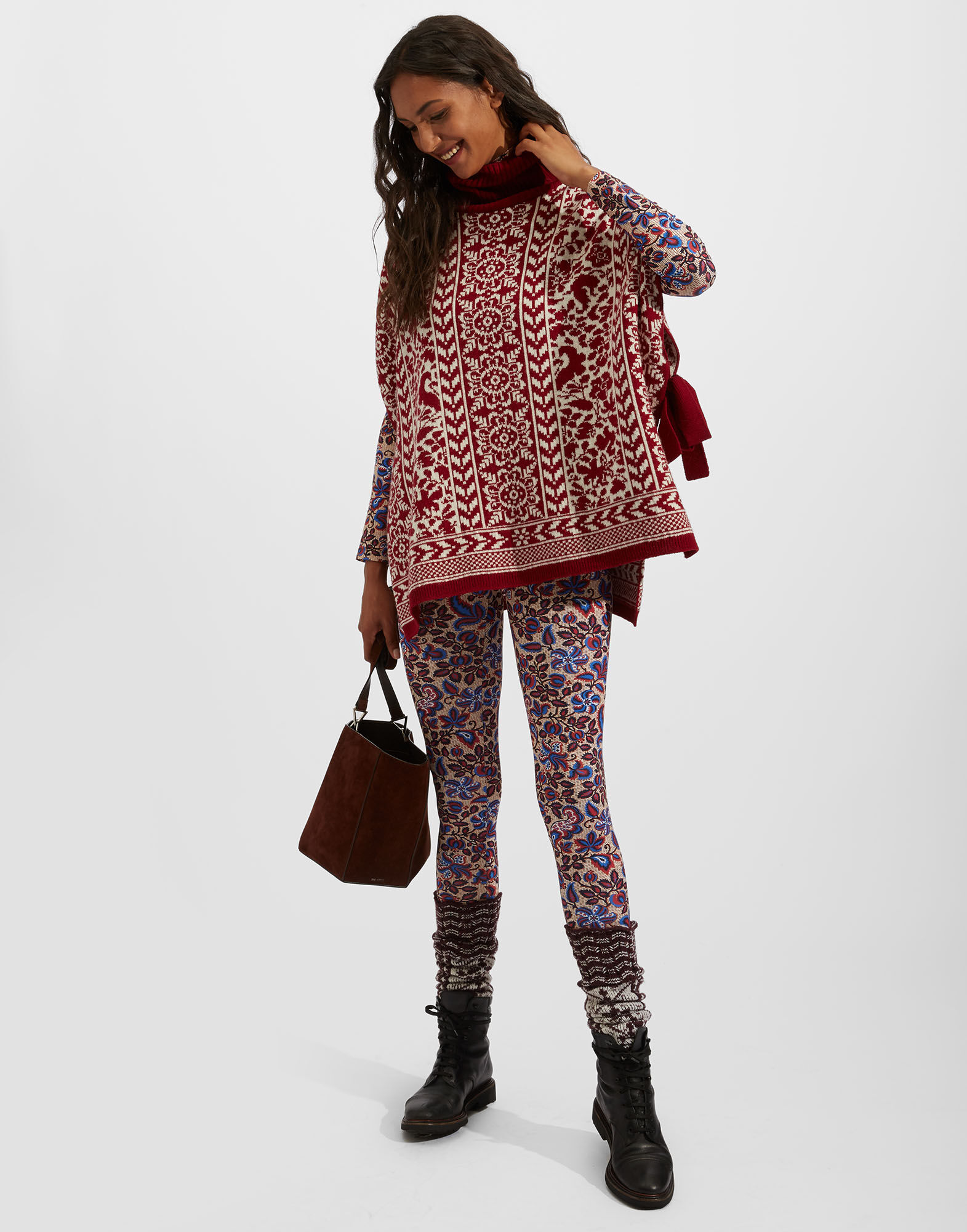 La DoubleJ High Neck Poncho Norwegian Bicolore PUL0098KNI060VAR0115