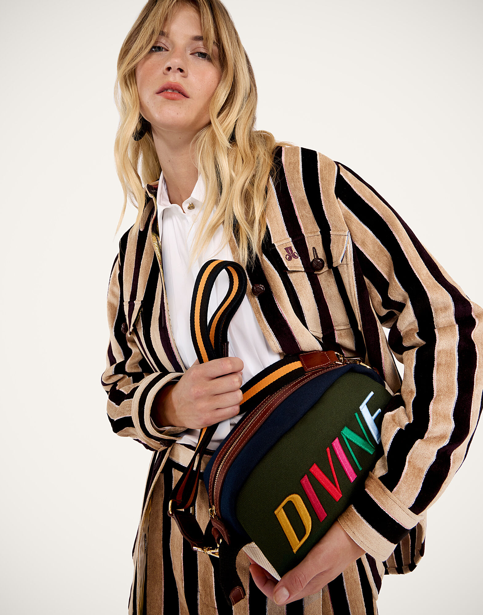 La DoubleJ Divine Beauty Bag Solid Dark Green BAG0090COT079SOLIDGR03