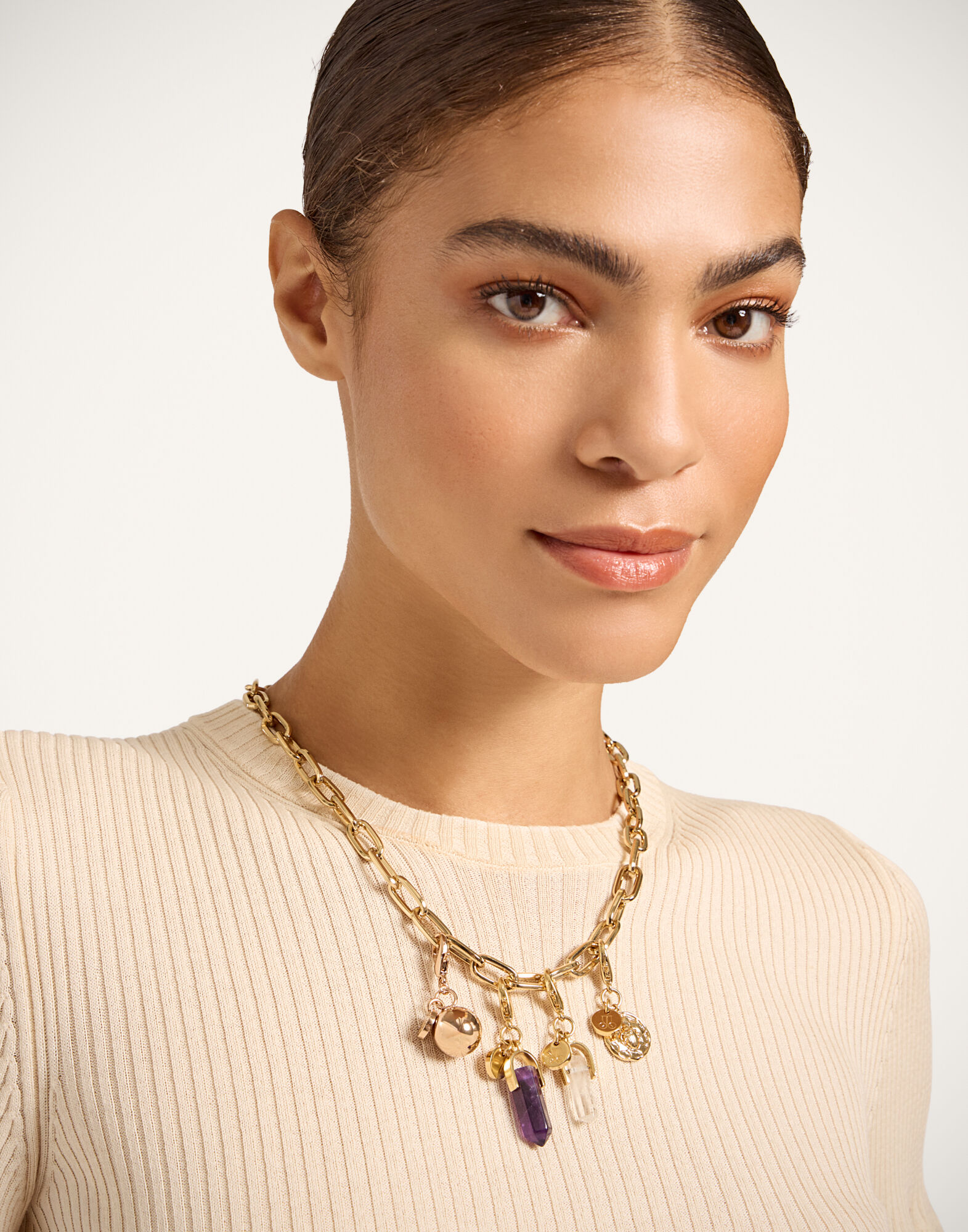 La DoubleJ Mini Pillar Charm 24k Gold Plate & Amethyst CHM0018BRA003AME01YE05