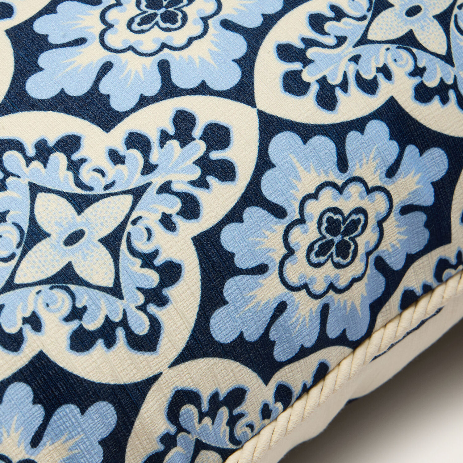 La Doublej Graphic-print Cushion In Palazzo Blue