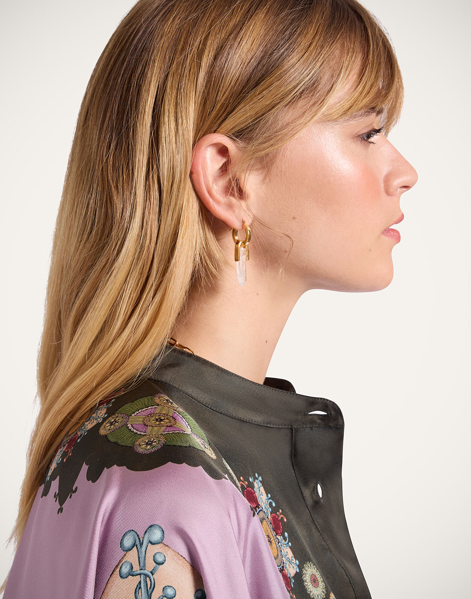 La DoubleJ Pillar Earrings 24k Gold Plate & Clear Quartz EAR0059BRA003ROC01YE05