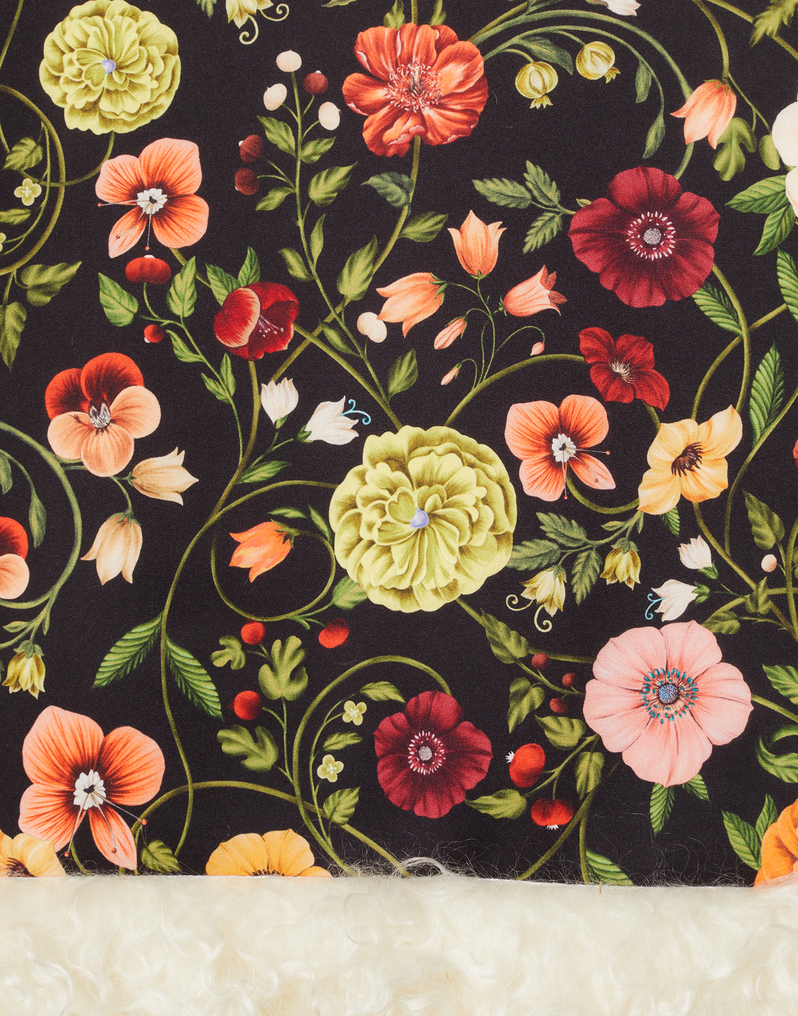 La DoubleJ Sleeveless Folk Jacket La DoubleJ Sleeveless Folk Jacket Botticelli Black JAC0046JER034CEL01BL01