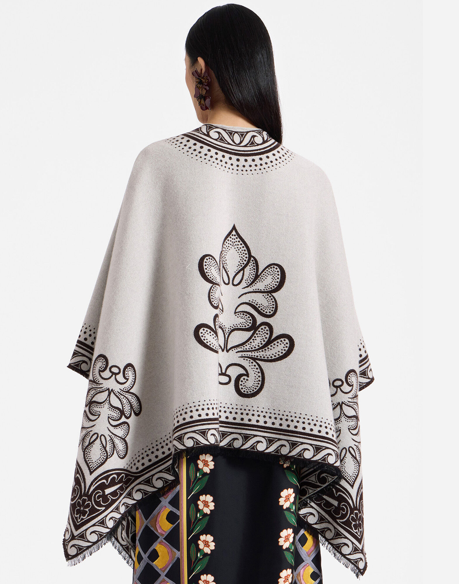 La DoubleJ Poncho Herald Cream SCA0064JCQ104HRL03WH03