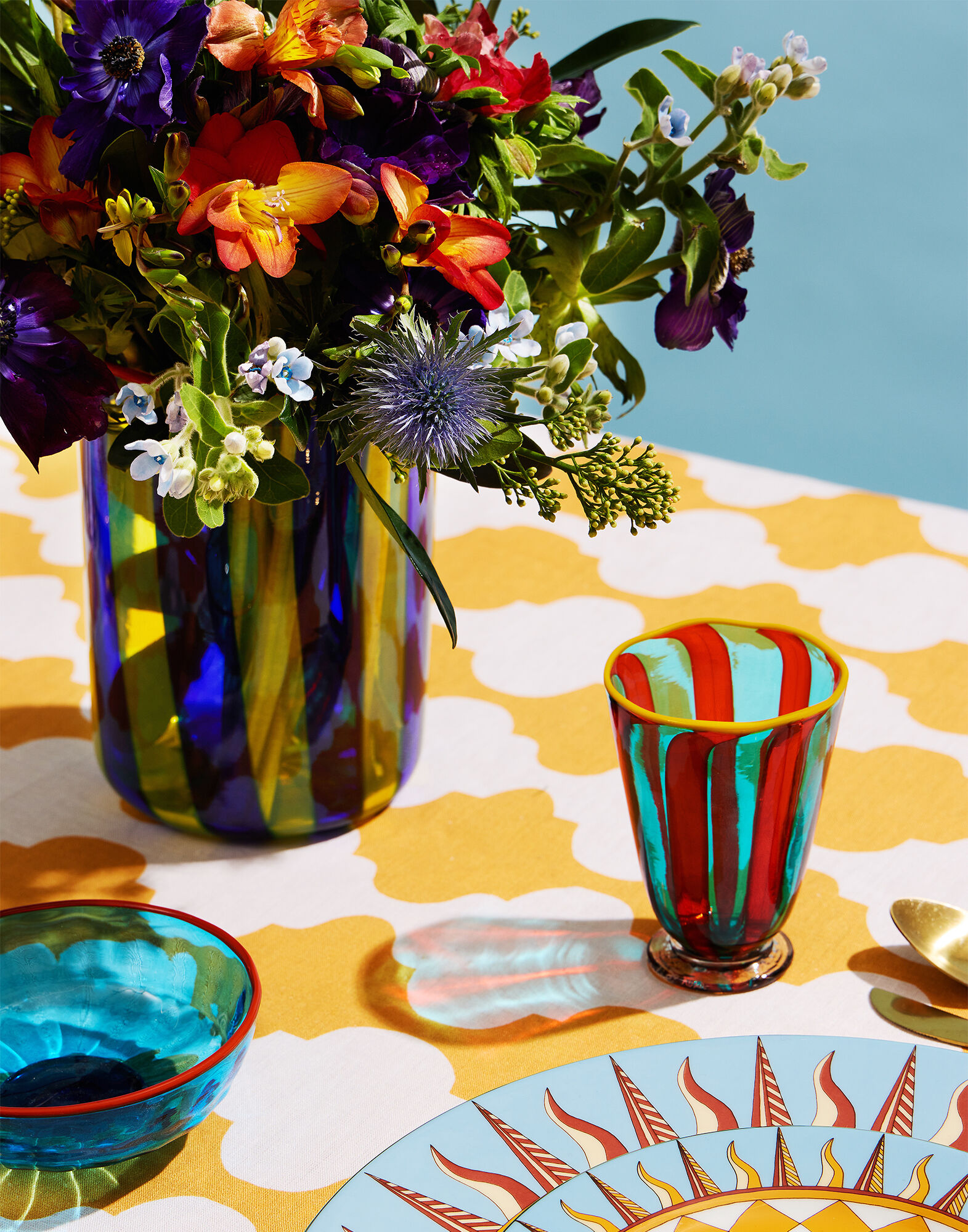 La DoubleJ Rainbow Glasses Set Of 2 (Ridged) Red/Blue GLA0023MUR001MUL0041