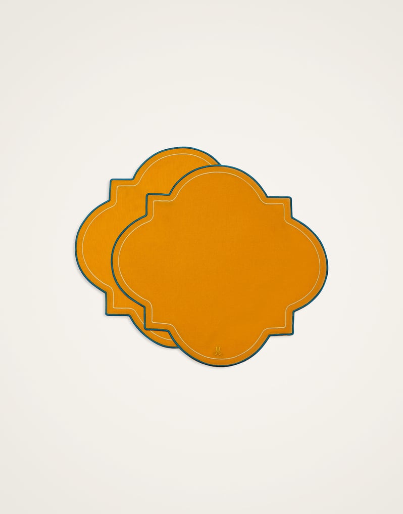 La DoubleJ Medallion Placemats Set Of 2 La DoubleJ Medallion Placemats Set Of 2 Solid Yellow PMT0028ACR003SOLIDYE02