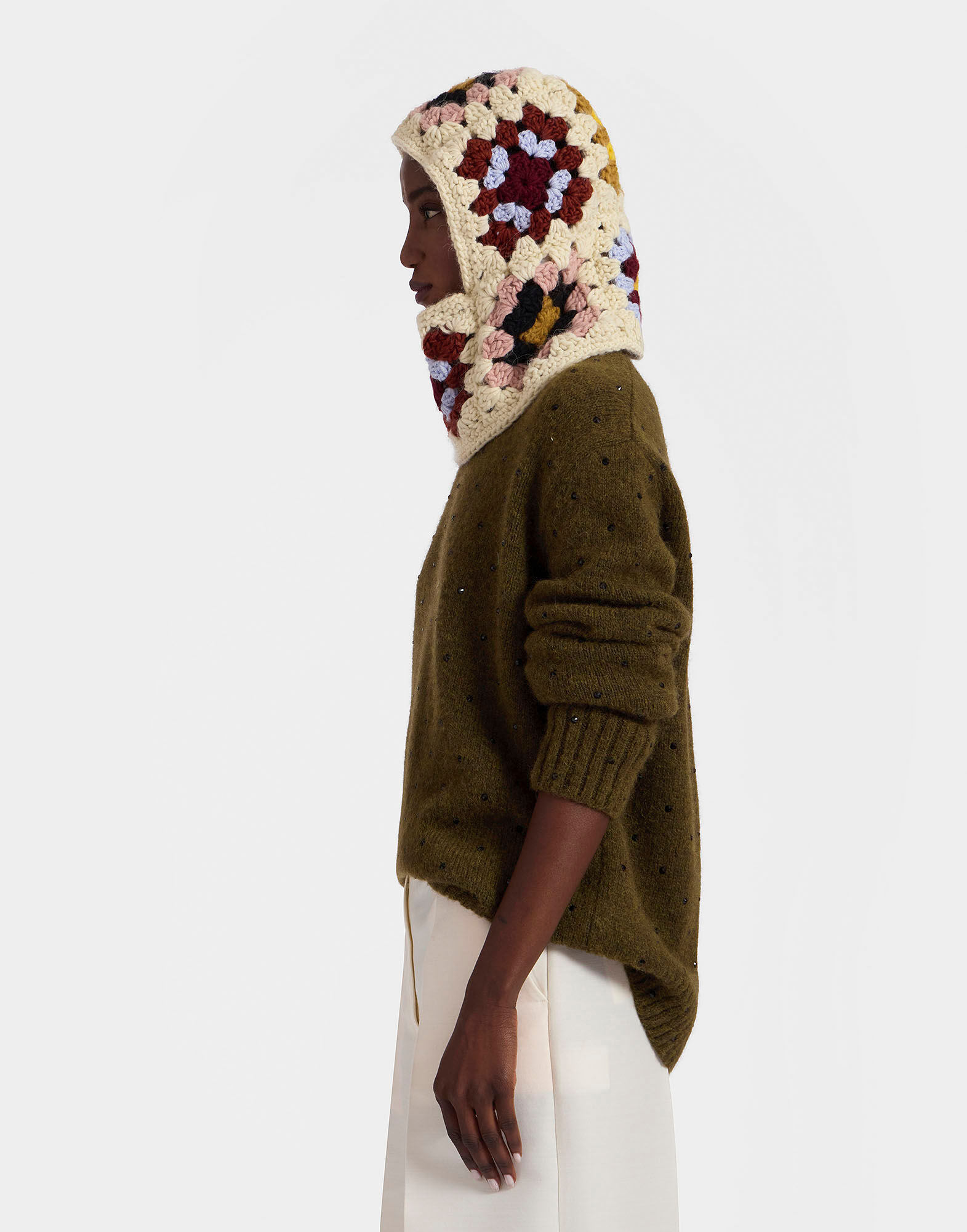 La DoubleJ Lacey Snood Flower Tile Ivory HAT0030KNI145FLW01WH04