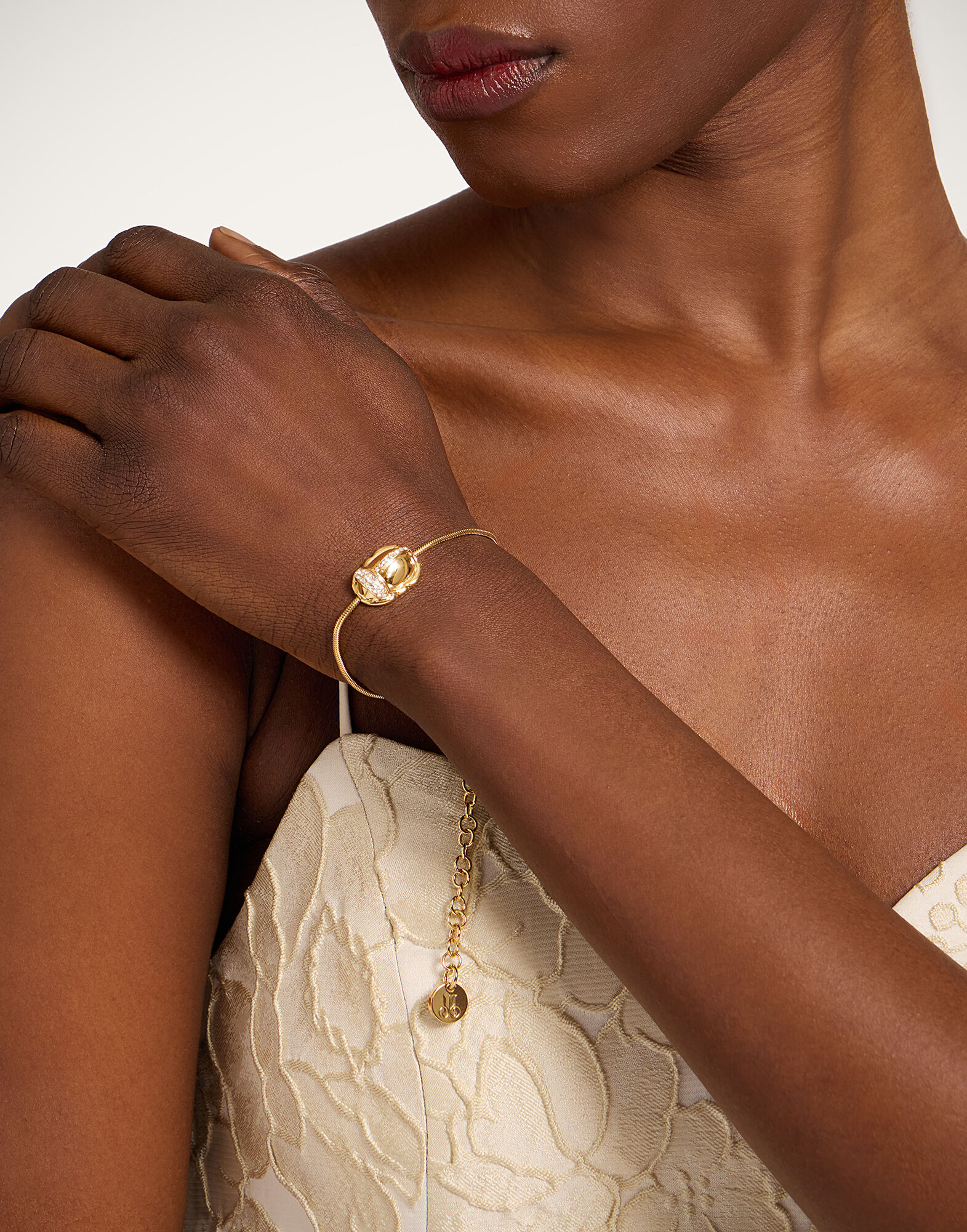 La DoubleJ Khepri Bracelet 24K Gold Plate & Rhinestone BAC0017BRA009SOLIDYE05