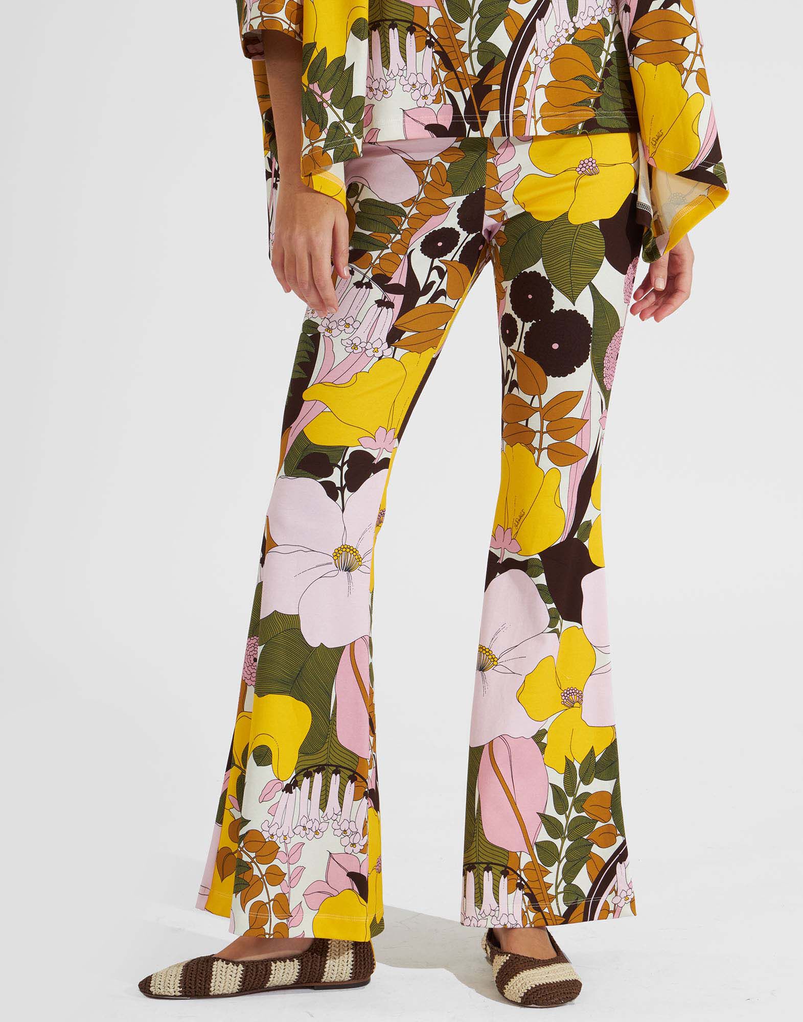 La DoubleJ Meditation Pants Big Flower Rose TRO0055INT001BFL03PI01