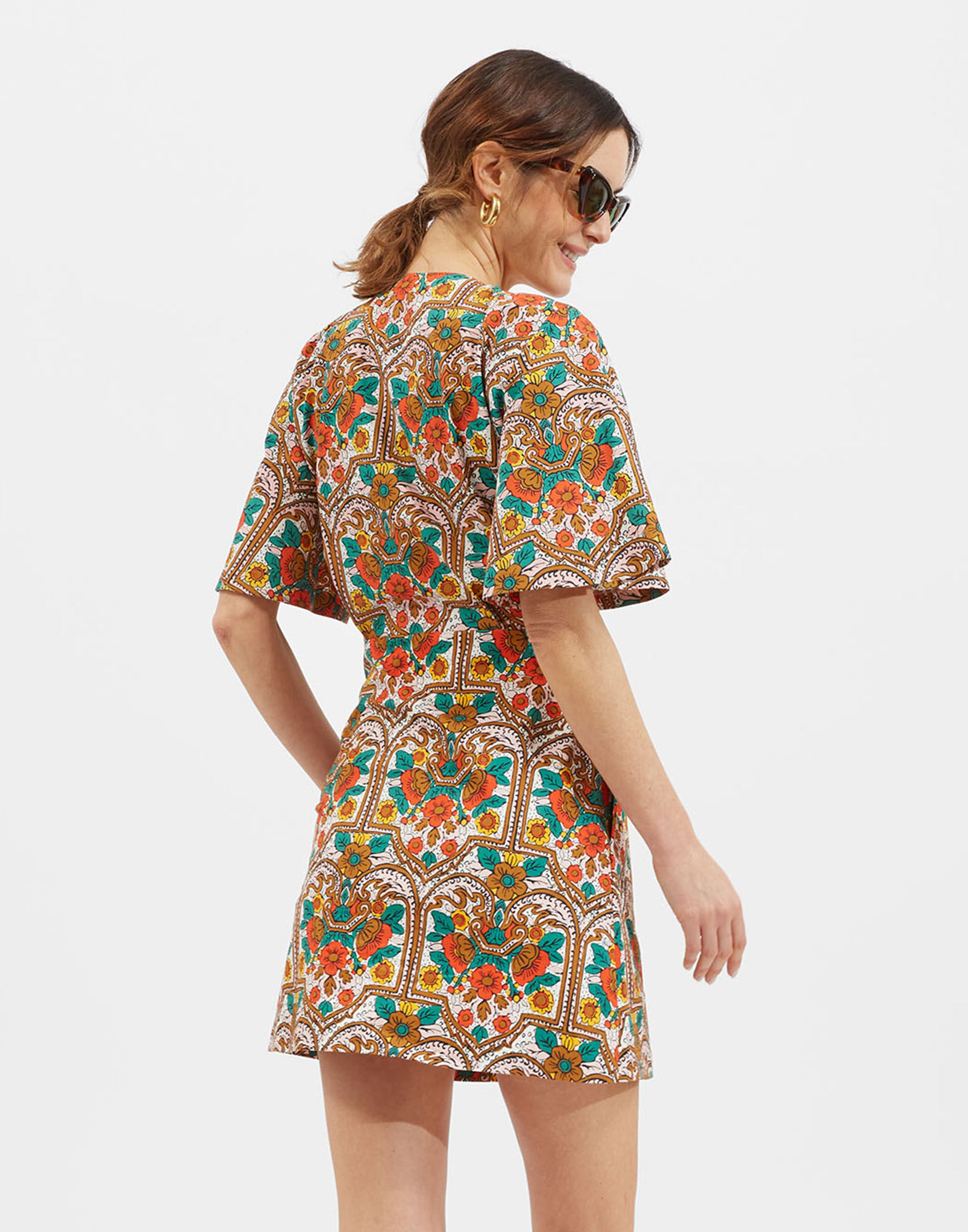 La DoubleJ Peek-A-Boo Mini Dress Corte White DRE0484COT006CRT02OR04