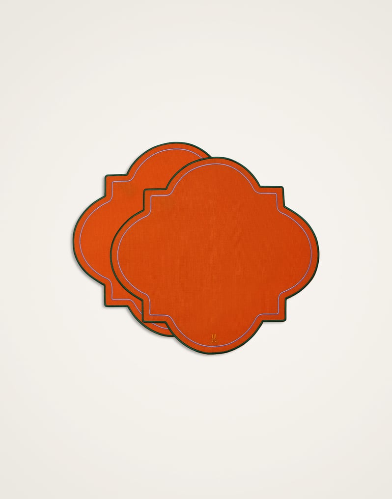 La DoubleJ Medallion Placemats Set Of 2 La DoubleJ Medallion Placemats Set Of 2 Solid Orange PMT0028ACR003SOLIDOR02