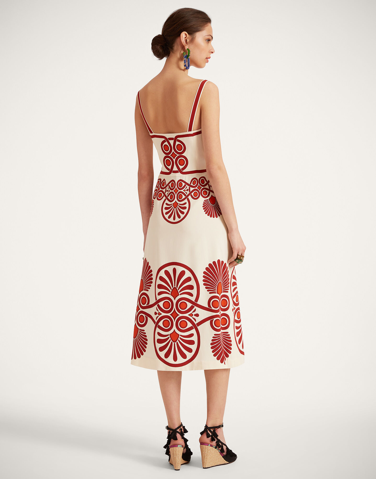 La DoubleJ Buy Me A Martini Dress Medallion Plac&eacute;e Cream DRE0673VIS011MED01WH03