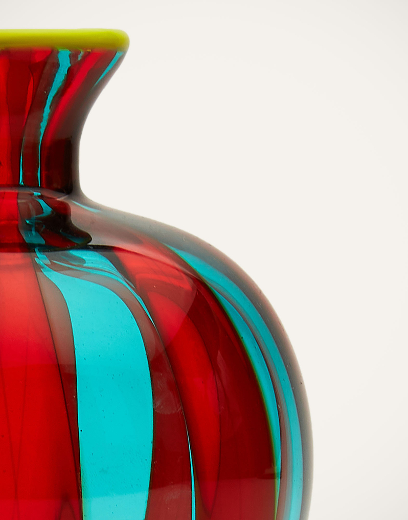 La DoubleJ Mini Ciccio Vase La DoubleJ Mini Ciccio Vase Red/Turquoise VAS0012MUR001MUL0067