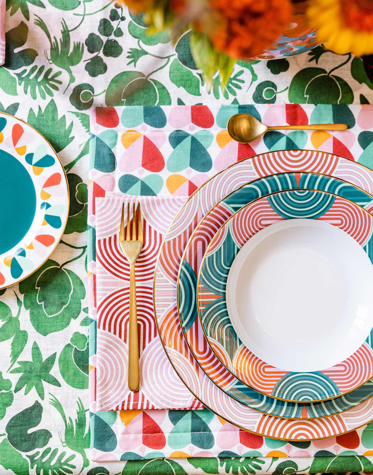 La DoubleJ Dinner Plates Set Of 2 Slinky Green DIN0002CER001SLI05GR02