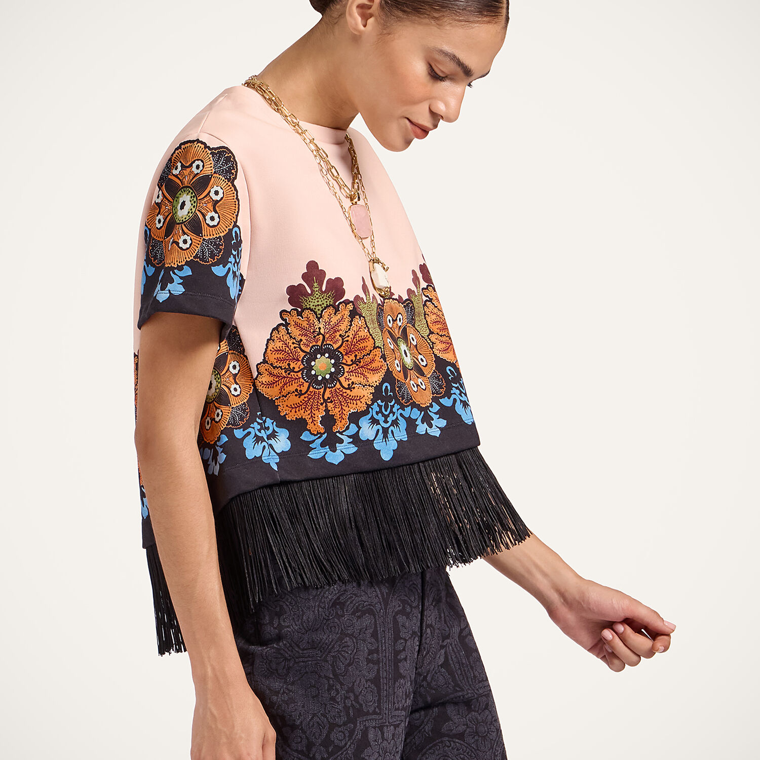 La Doublej Floral-print Fringe T-shirt In Neutral