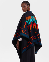 La DoubleJ Reversible Poncho La DoubleJ Reversible Poncho Isis Nero Placée JAC0019PLA003ISI0002