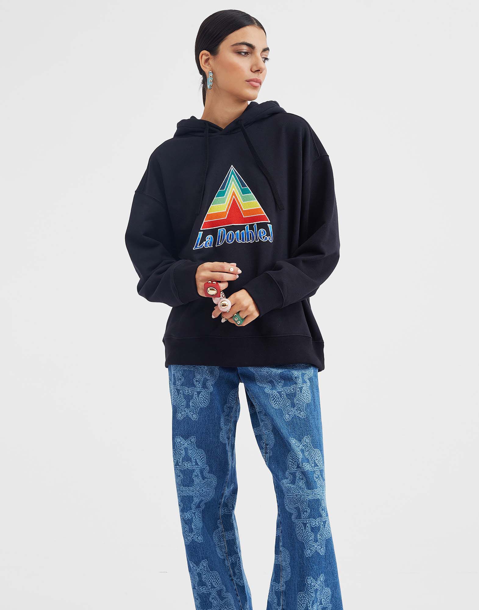 La DoubleJ Discman Hoodie Black SWE0017JER033SOE03BL01