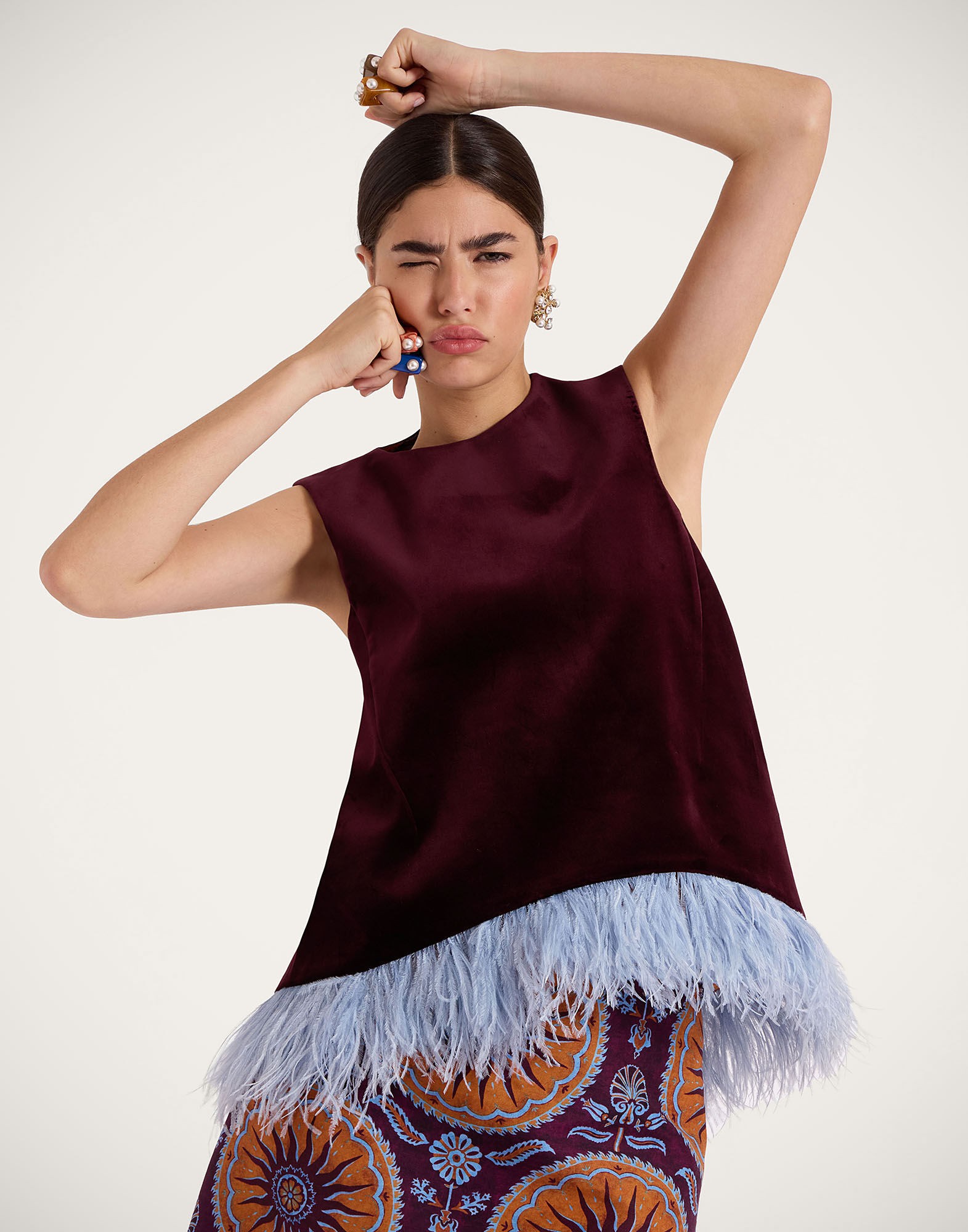 La DoubleJ La Scala Top Solid Burgandy TOP0013VEL011SOLIDRE02