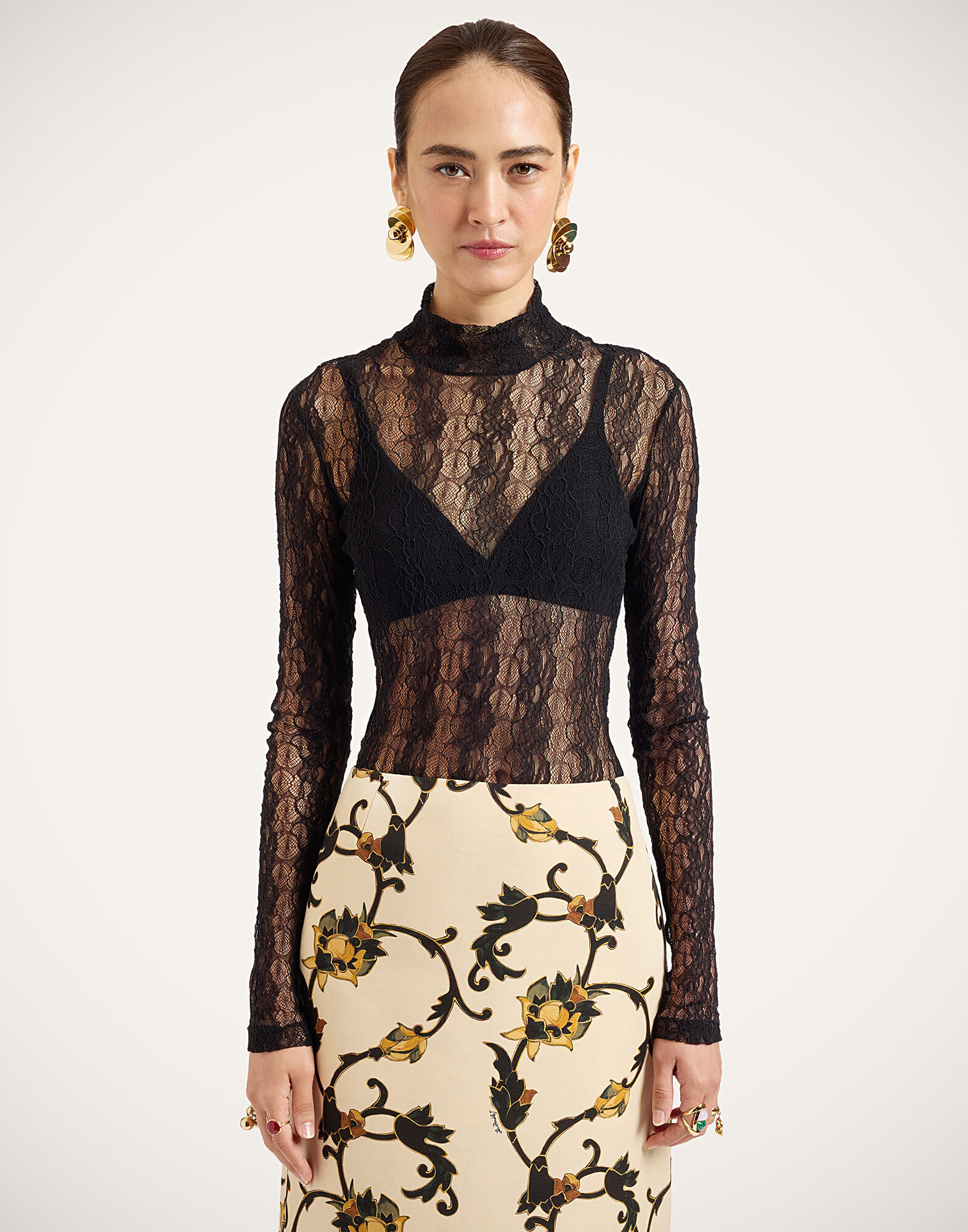 La DoubleJ Lacey Turtleneck Solid Black TOP0180LAC007SOLIDBL01