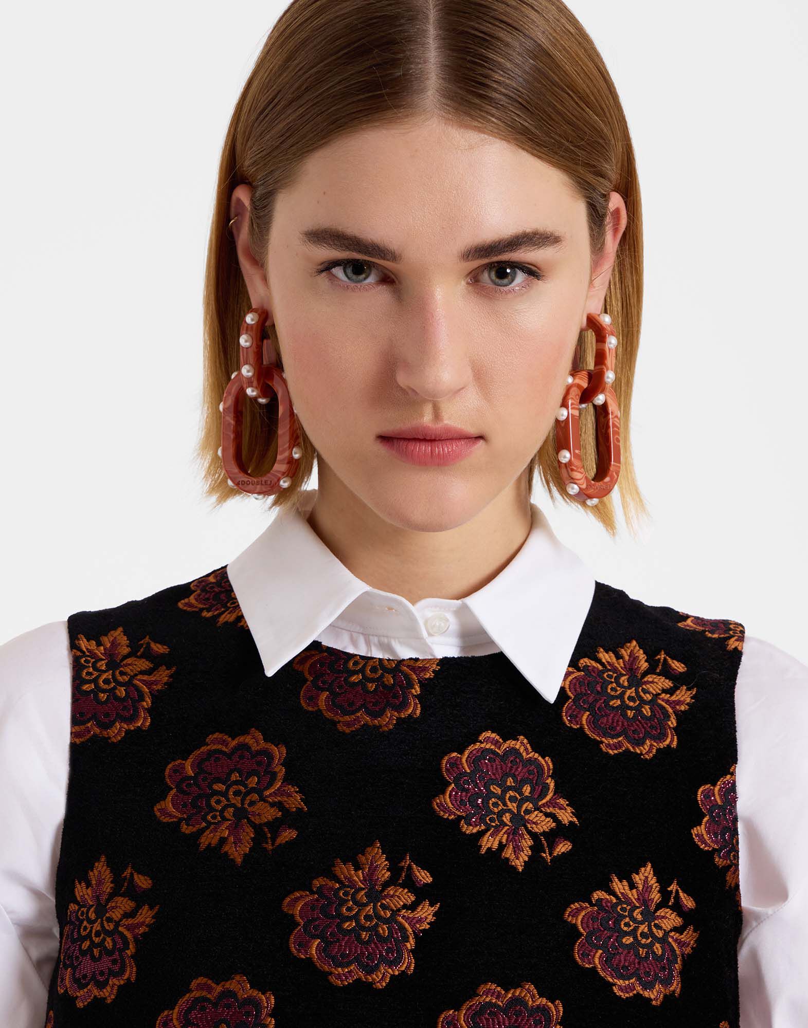 La DoubleJ La Scala Top Rosette Black TOP0016JCQ086ROS05BL01