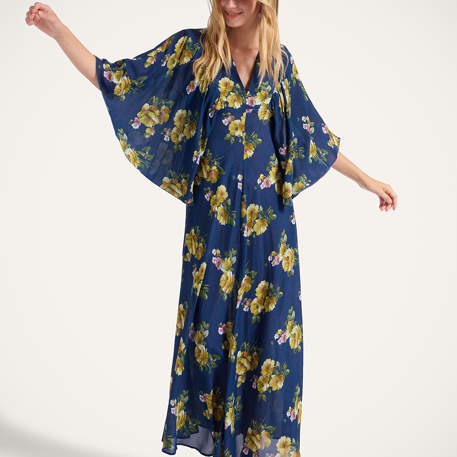 La Doublej Floral-print Cape-sleeve Maxi Dress In Blue