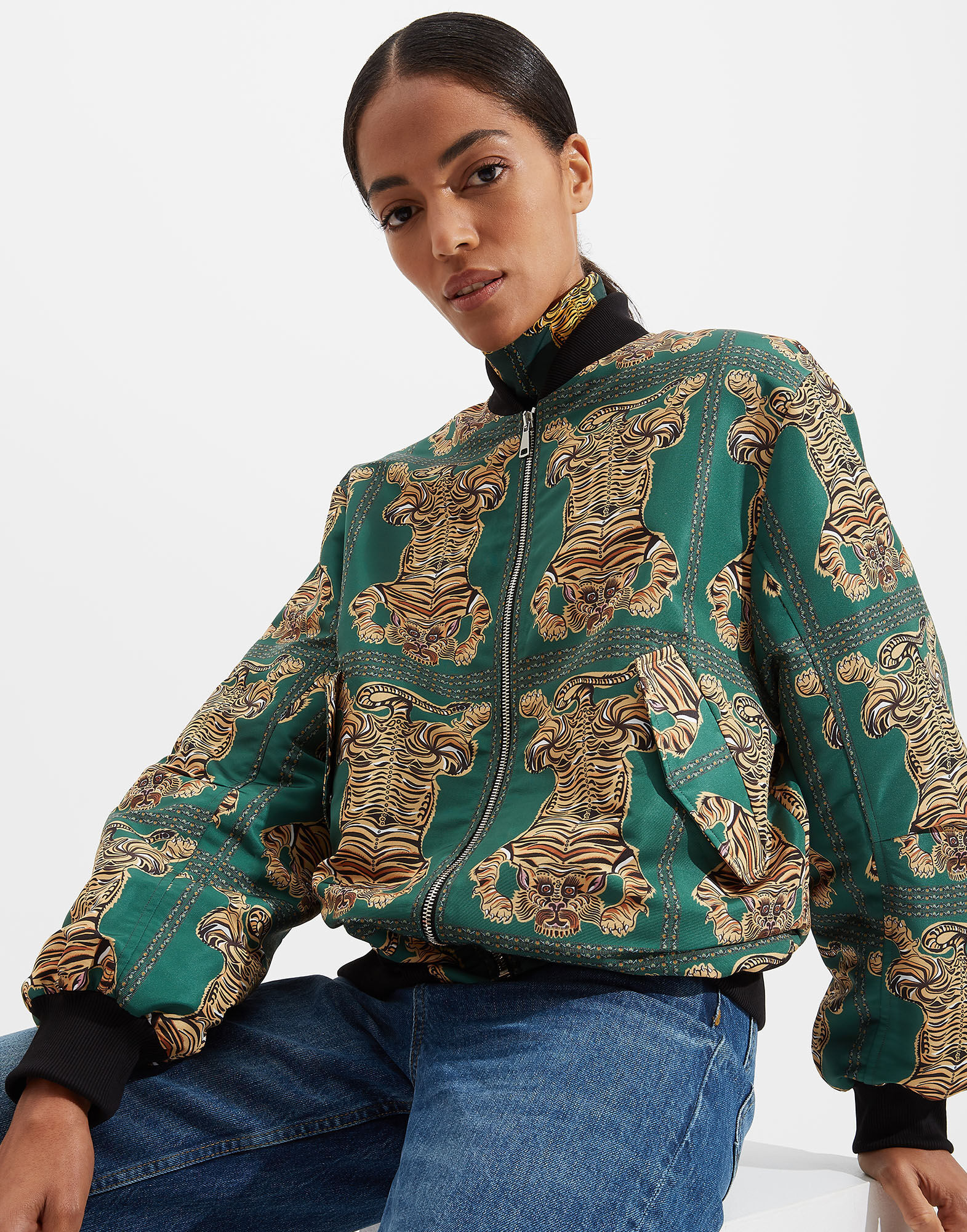 La DoubleJ Bomber Jacket Tiger Tiles JAC0031FAI001TIG0002