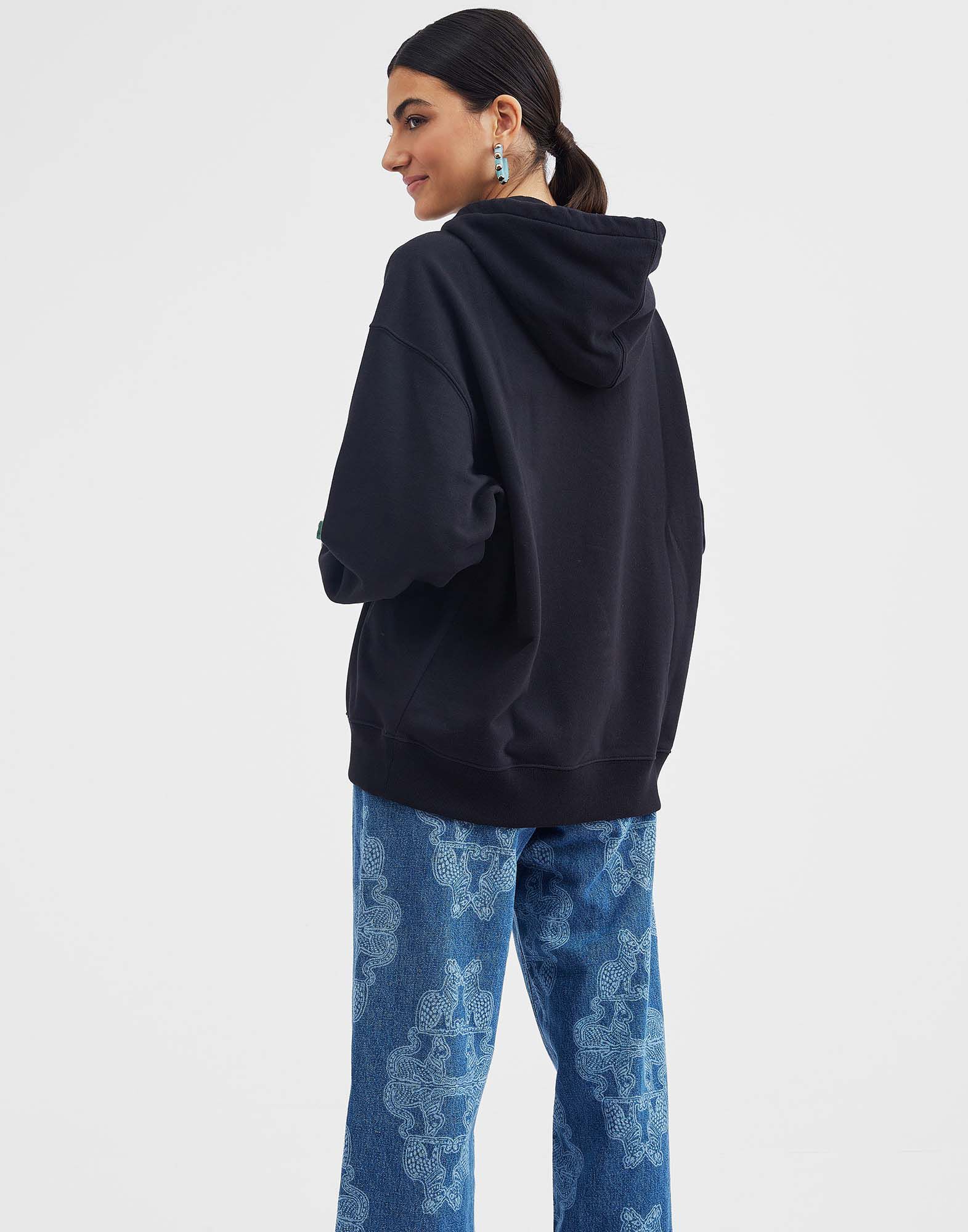 Blue hoodie black jeans deals