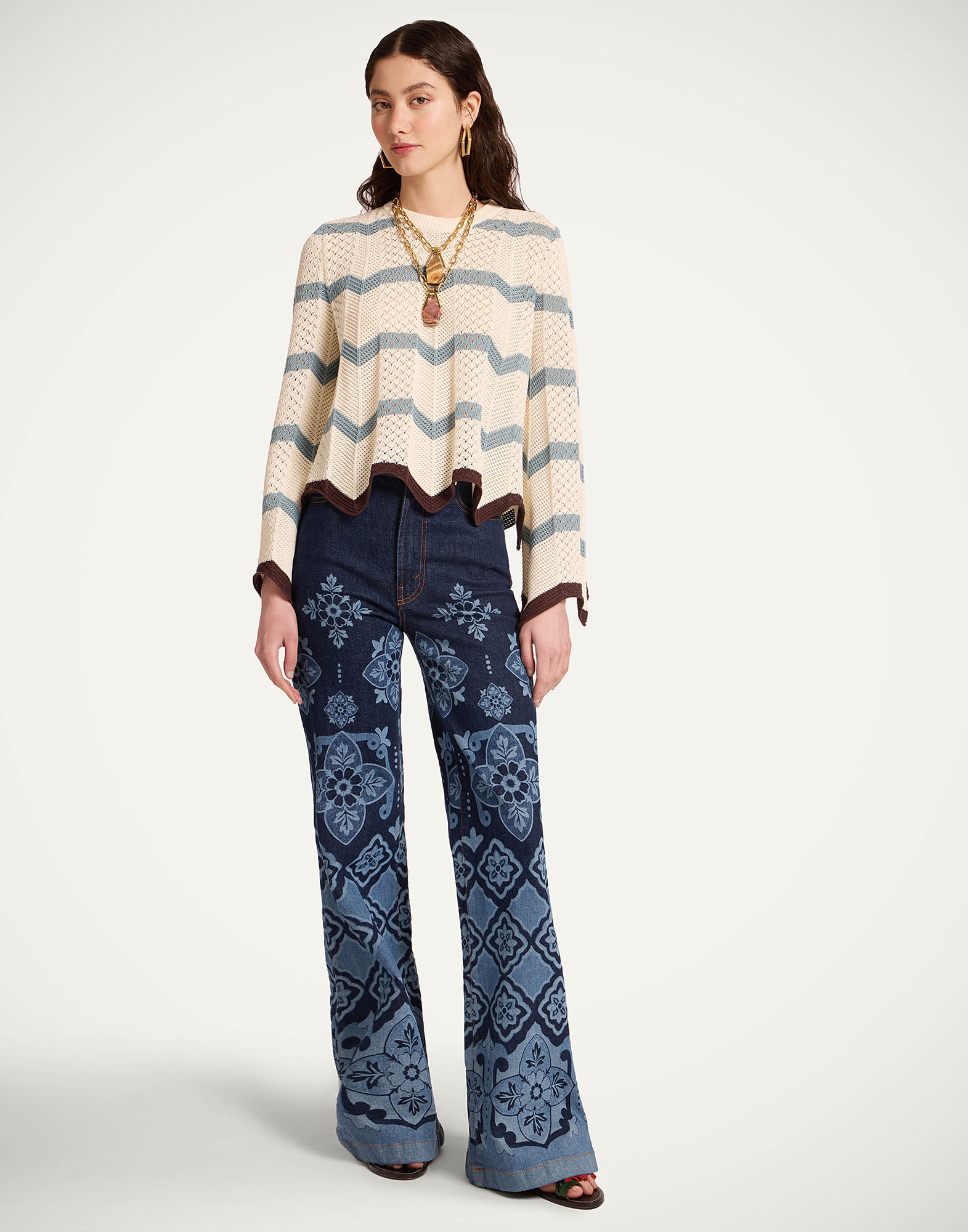 La DoubleJ Chevron Crop Sweater Color Block Ivory & Blue PUL0146KNI084VA506BU03