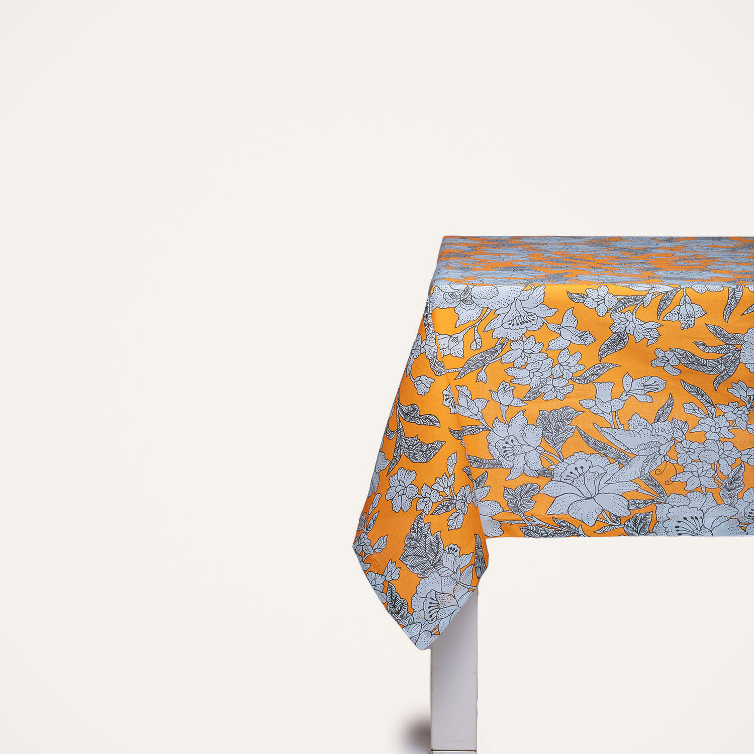 La Doublej Large Tablecloth (180x350) In Lilium Zafferano