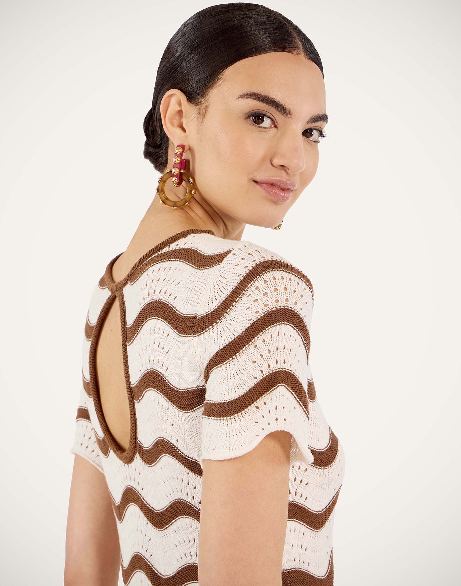 La DoubleJ Wavy Swing Dress Bicolor White & Chocolate DRE1045KNI203VA494WH01